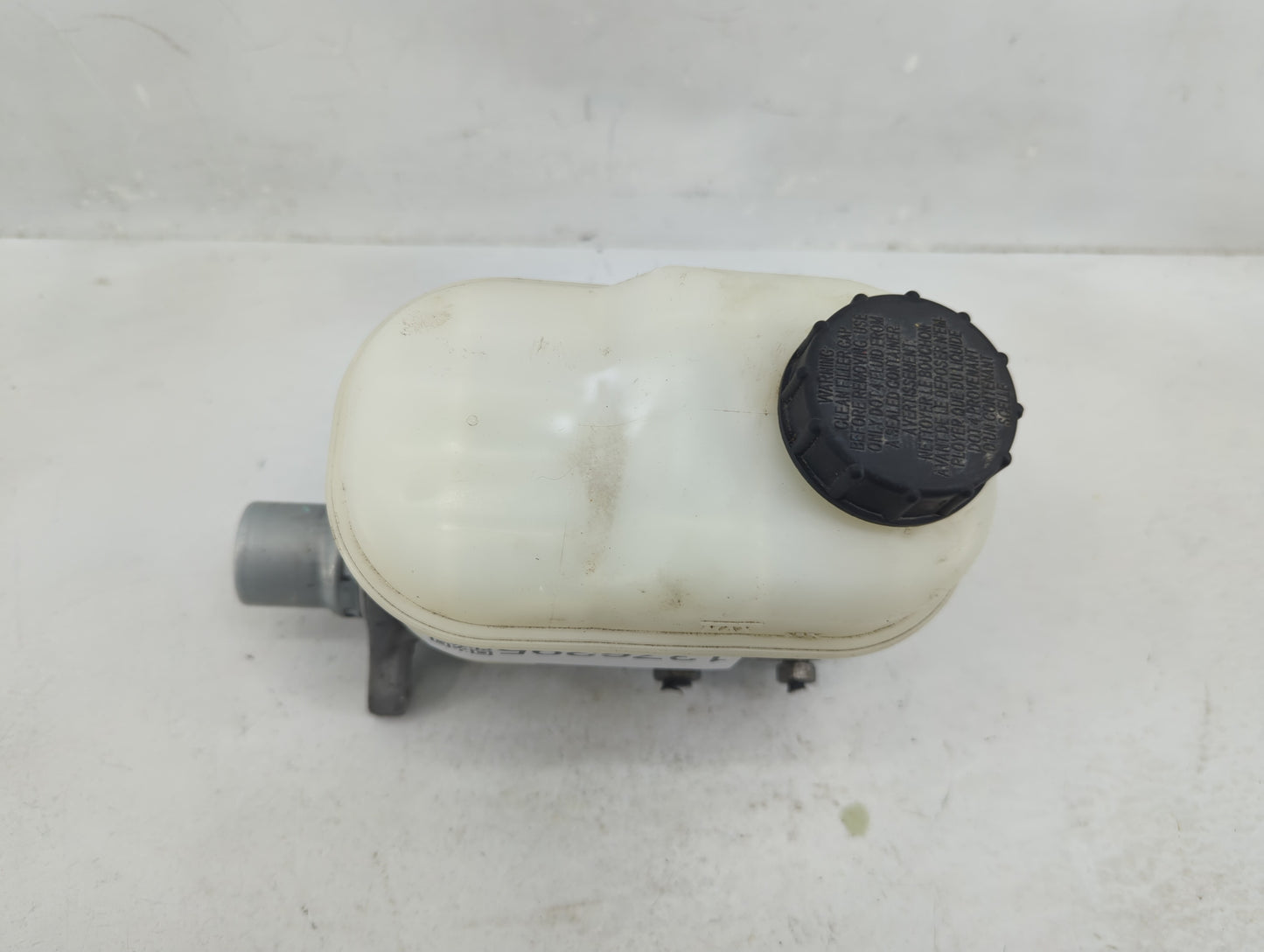 2018-2020 Ford F-150 Brake Master Cylinder 1376295 - Oemusedautoparts1.com