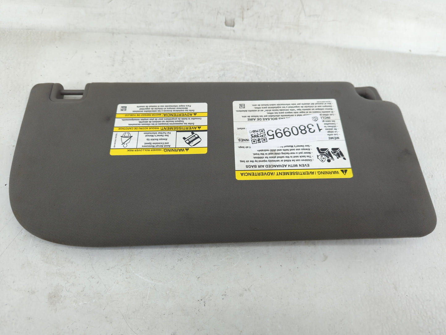 2018-2020 Ford F-150 Sun Visor Shade Replacement Driver Left Mirror Fits Fits 2018 2019 2020 OEM Used Auto Parts - Oemusedau