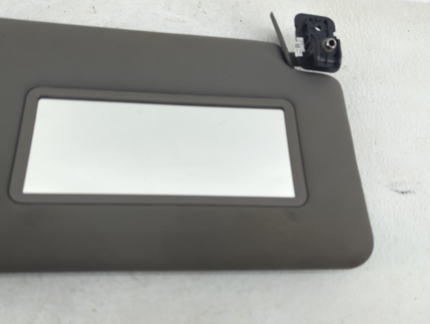 2018-2020 Ford F-150 Sun Visor Shade Replacement Passenger Right Mirror Fits Fits 2018 2019 2020 OEM Used Auto Parts - Oemus