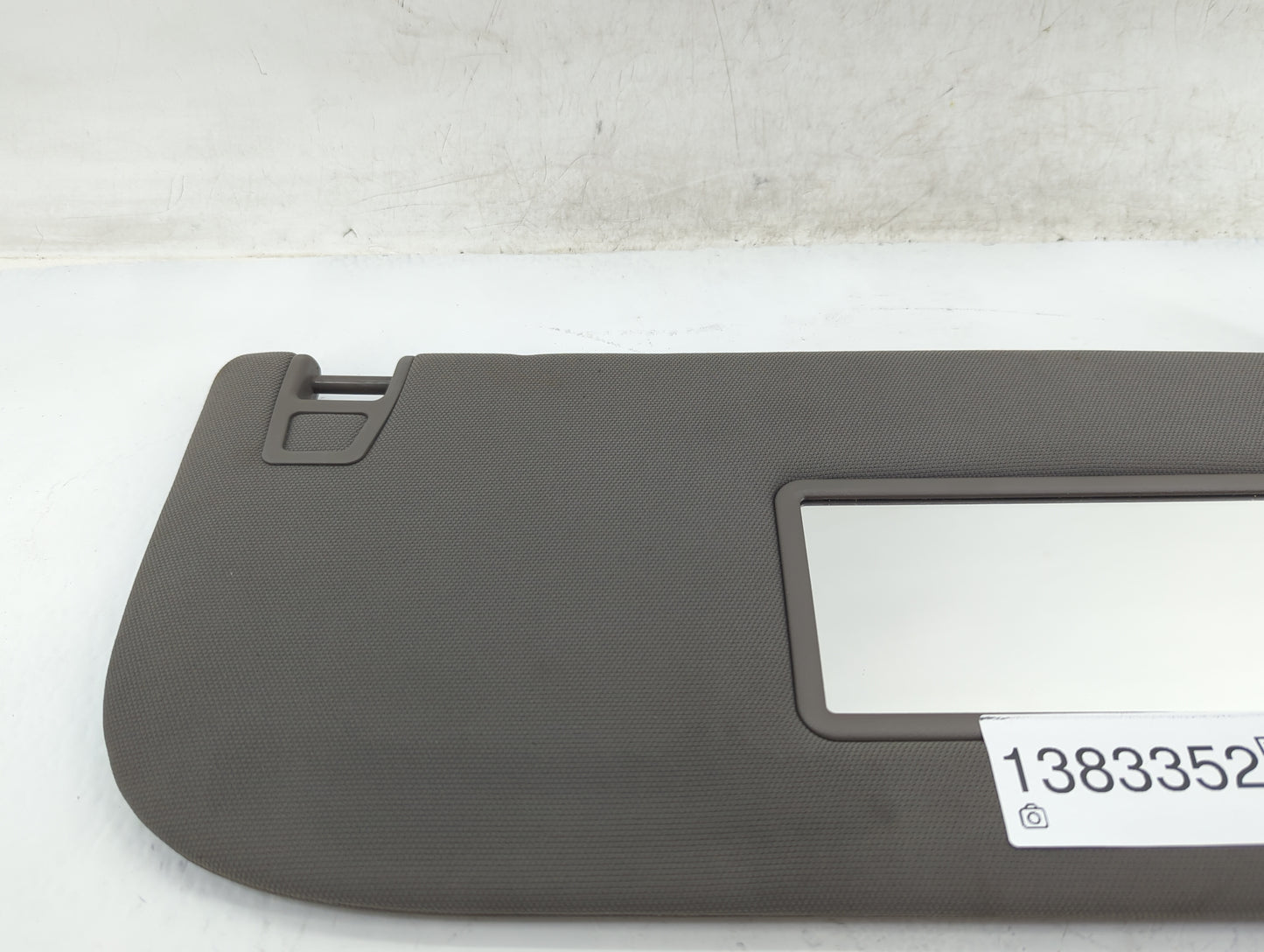 2018-2020 Ford F-150 Sun Visor Shade Replacement Passenger Right Mirror Fits Fits 2018 2019 2020 OEM Used Auto Parts - Oemus