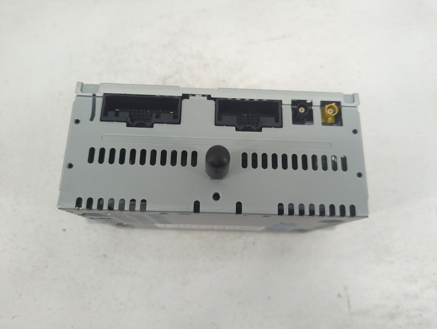 2017-2018 Ford F-150 Radio AM FM Cd Player Receiver Replacement P/N:GL3T-19C107-EF Fits Fits 2017 2018 OEM Used Auto Parts -