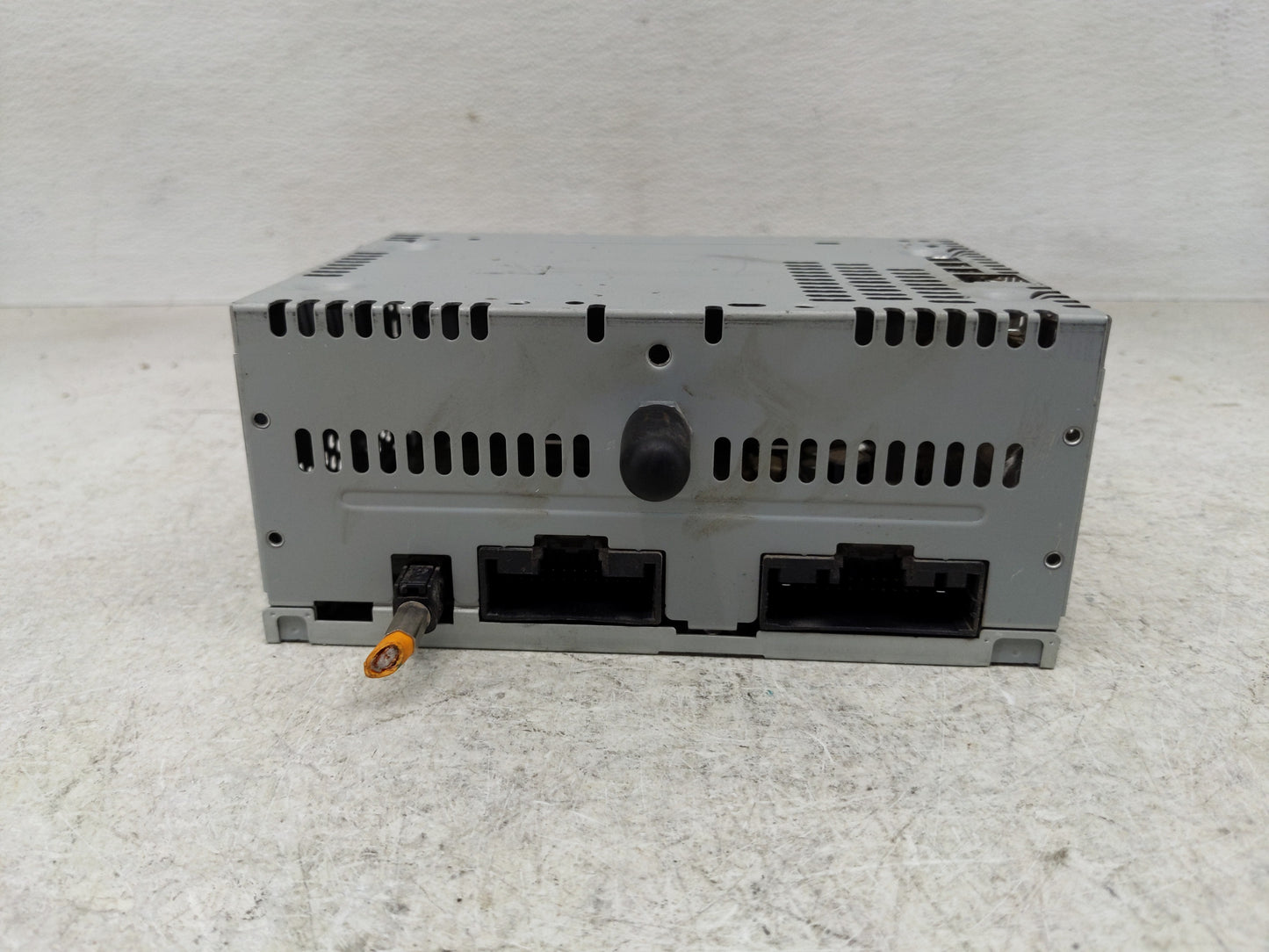 2017-2018 Ford F-150 Radio AM FM Cd Player Receiver Replacement P/N:HL3T-18D832-AB Fits Fits 2017 2018 OEM Used Auto Parts -