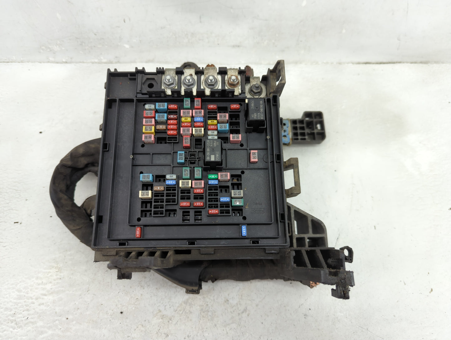 2018-2020 Ford F-150 Fusebox Fuse Box Panel Relay Module P/N:JU5T-14A003-EA Fits Fits 2018 2019 2020 OEM Used Auto Parts - O
