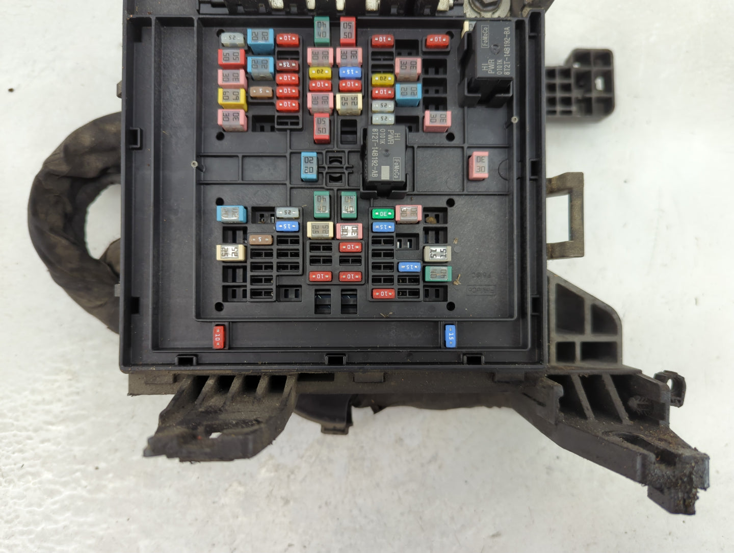 2018-2020 Ford F-150 Fusebox Fuse Box Panel Relay Module P/N:JU5T-14A003-EA Fits Fits 2018 2019 2020 OEM Used Auto Parts - O