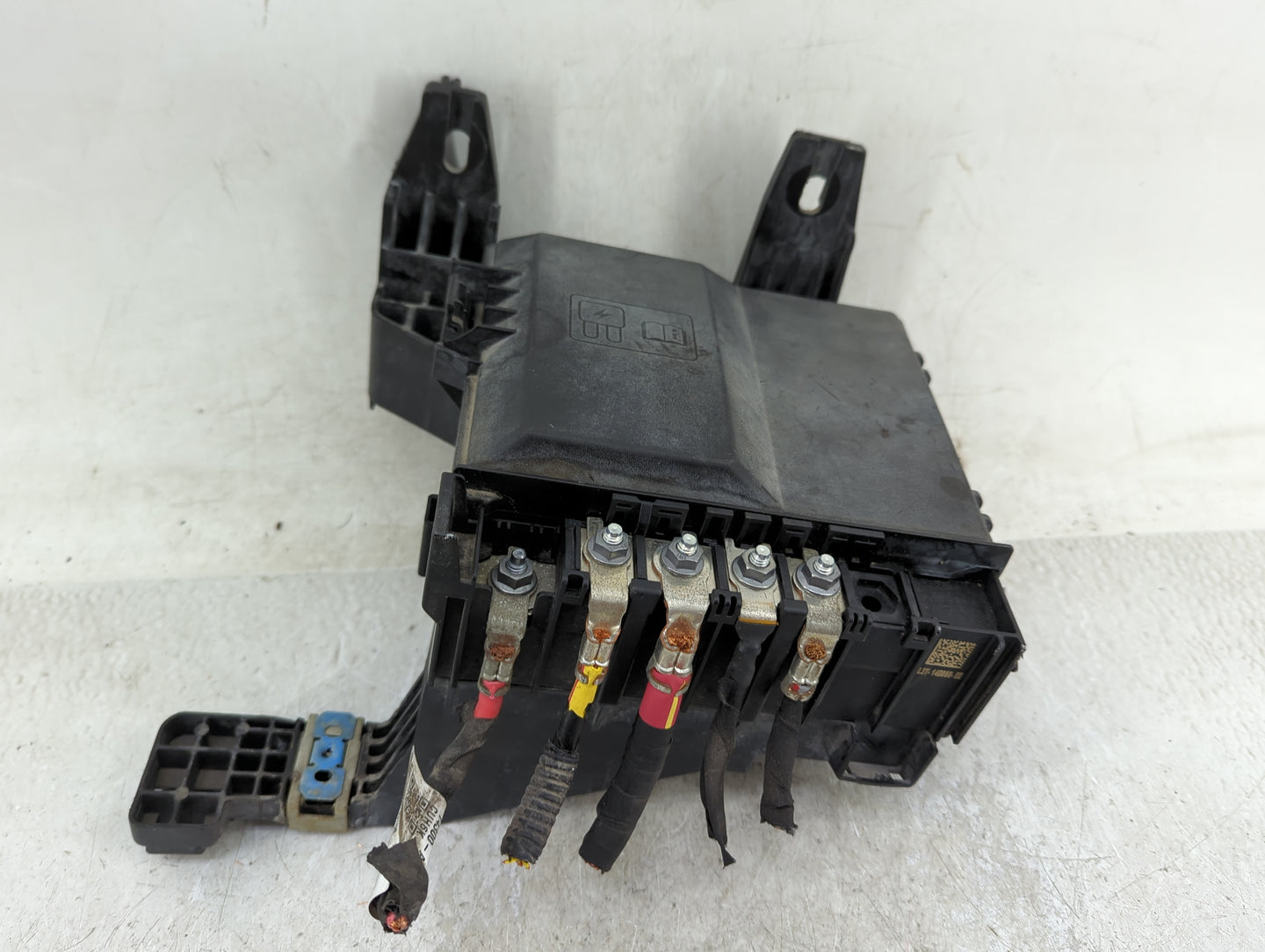 2018-2020 Ford F-150 Fusebox Fuse Box Panel Relay Module P/N:JL3T-14D068-EE Fits Fits 2018 2019 2020 OEM Used Auto Parts - O
