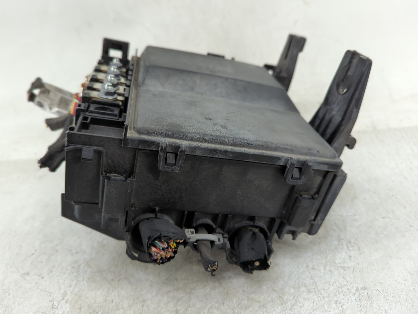 2018-2020 Ford F-150 Fusebox Fuse Box Panel Relay Module P/N:JL3T-14D068-EE Fits Fits 2018 2019 2020 OEM Used Auto Parts - O