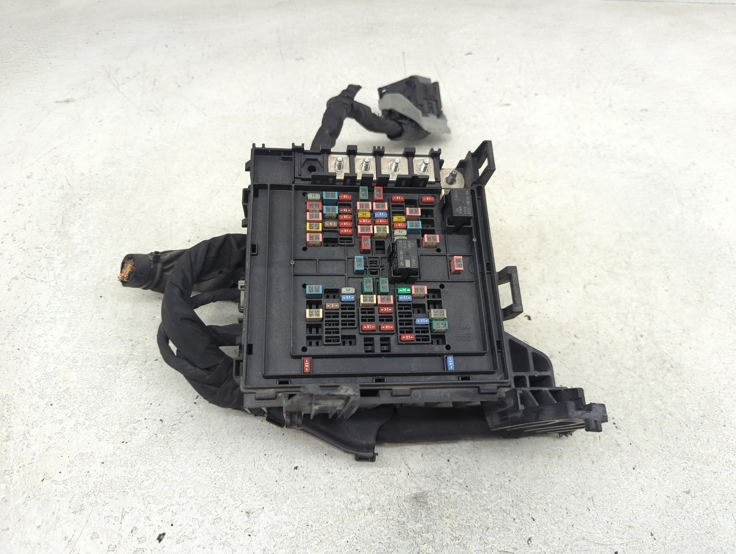 2018-2020 Ford F-150 Fusebox Fuse Box Panel Relay Module P/N:JU5T-14A003-EA Fits Fits 2018 2019 2020 OEM Used Auto Parts - O