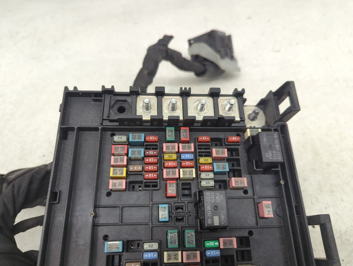 2018-2020 Ford F-150 Fusebox Fuse Box Panel Relay Module P/N:JU5T-14A003-EA Fits Fits 2018 2019 2020 OEM Used Auto Parts - O
