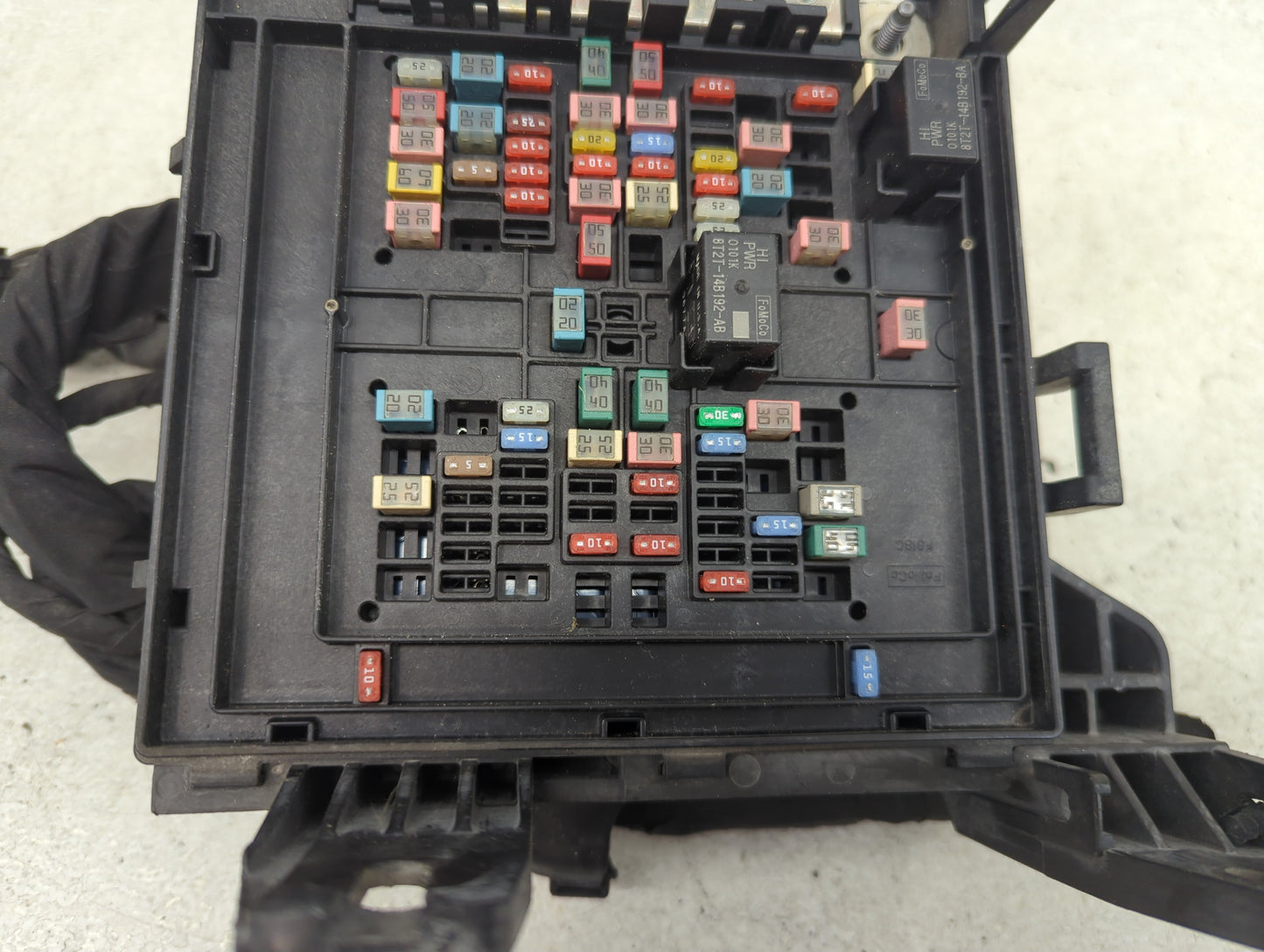 2018-2020 Ford F-150 Fusebox Fuse Box Panel Relay Module P/N:JU5T-14A003-EA Fits Fits 2018 2019 2020 OEM Used Auto Parts - O