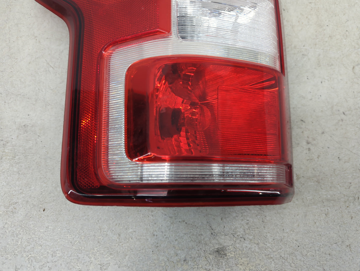 Ford F-150 Driver Left Oem Head Light Headlight Lamp - Oemusedautoparts1.com