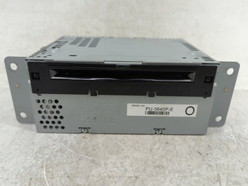 2017-2018 Ford F-150 Radio AM FM Cd Player Receiver Replacement P/N:HL3T-19C107-BC Fits Fits 2017 2018 OEM Used Auto Parts -