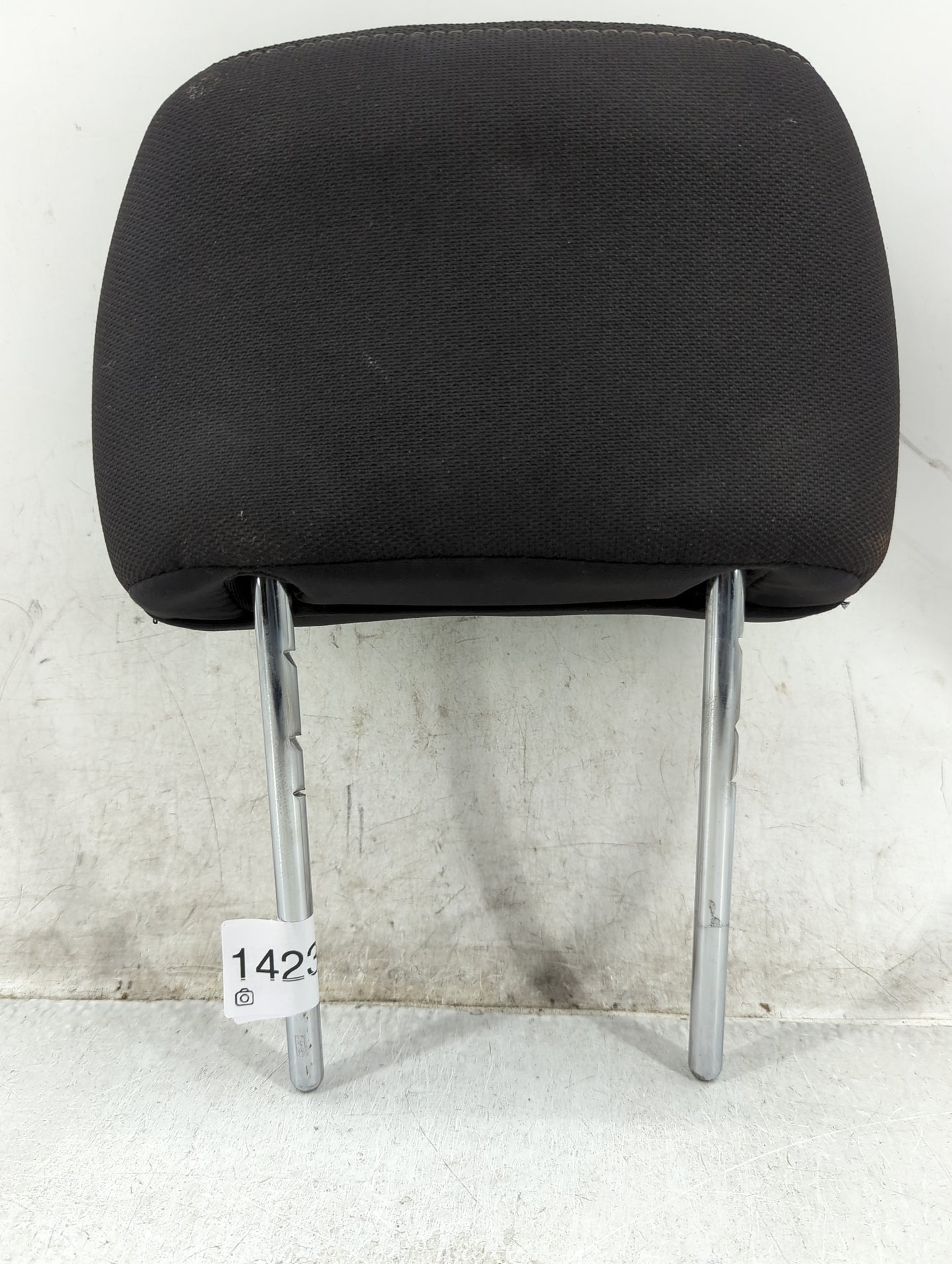 2018 Ford F-150 Headrest Head Rest Front Driver Seat Black - Oemusedautoparts1.com