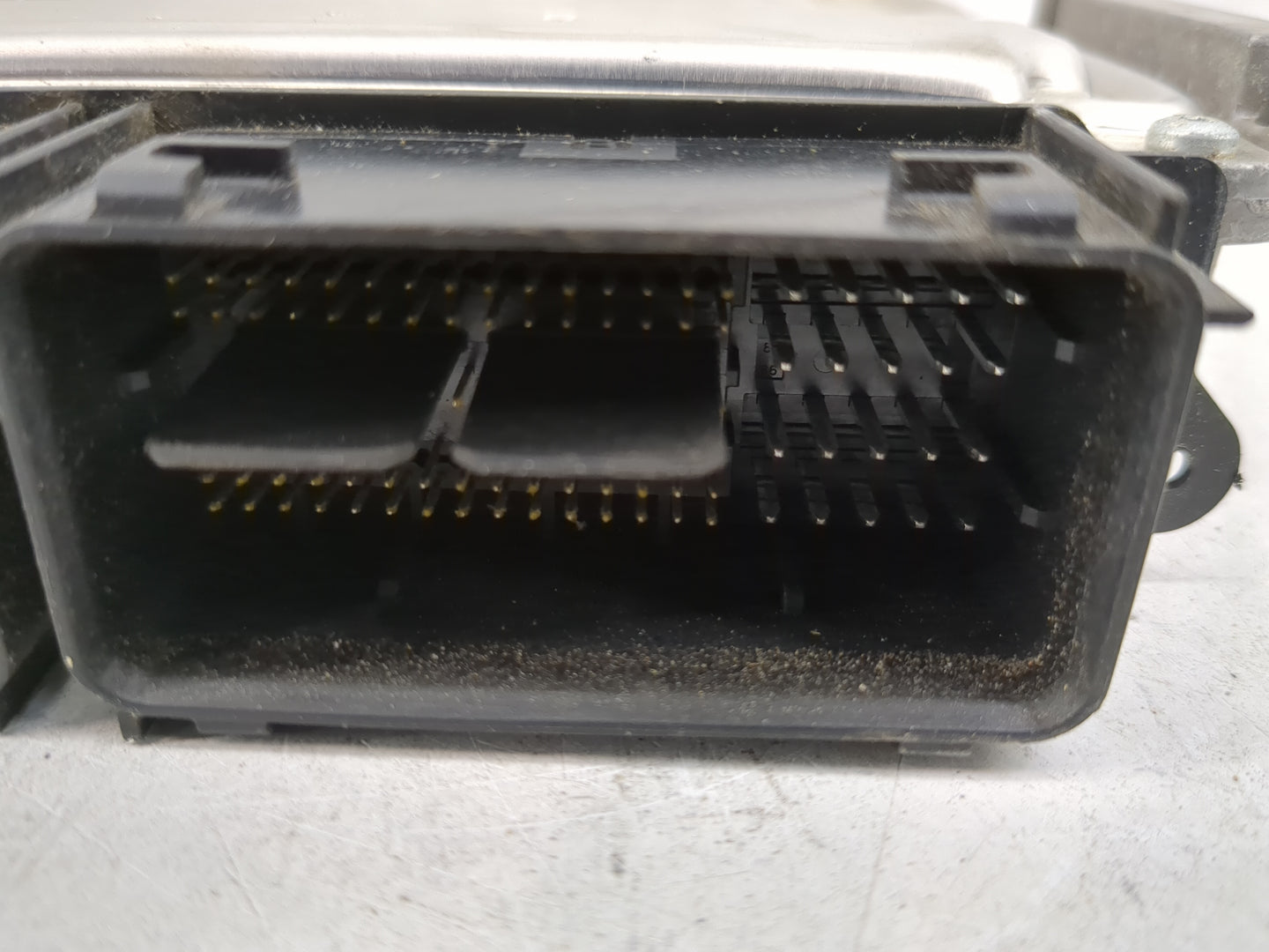 2018-2020 Ford F-150 PCM Engine Control Computer ECU ECM PCU OEM P/N:JL3A-12A650-APA 0 261 S19 318 Fits Fits 2018 2019 2020 