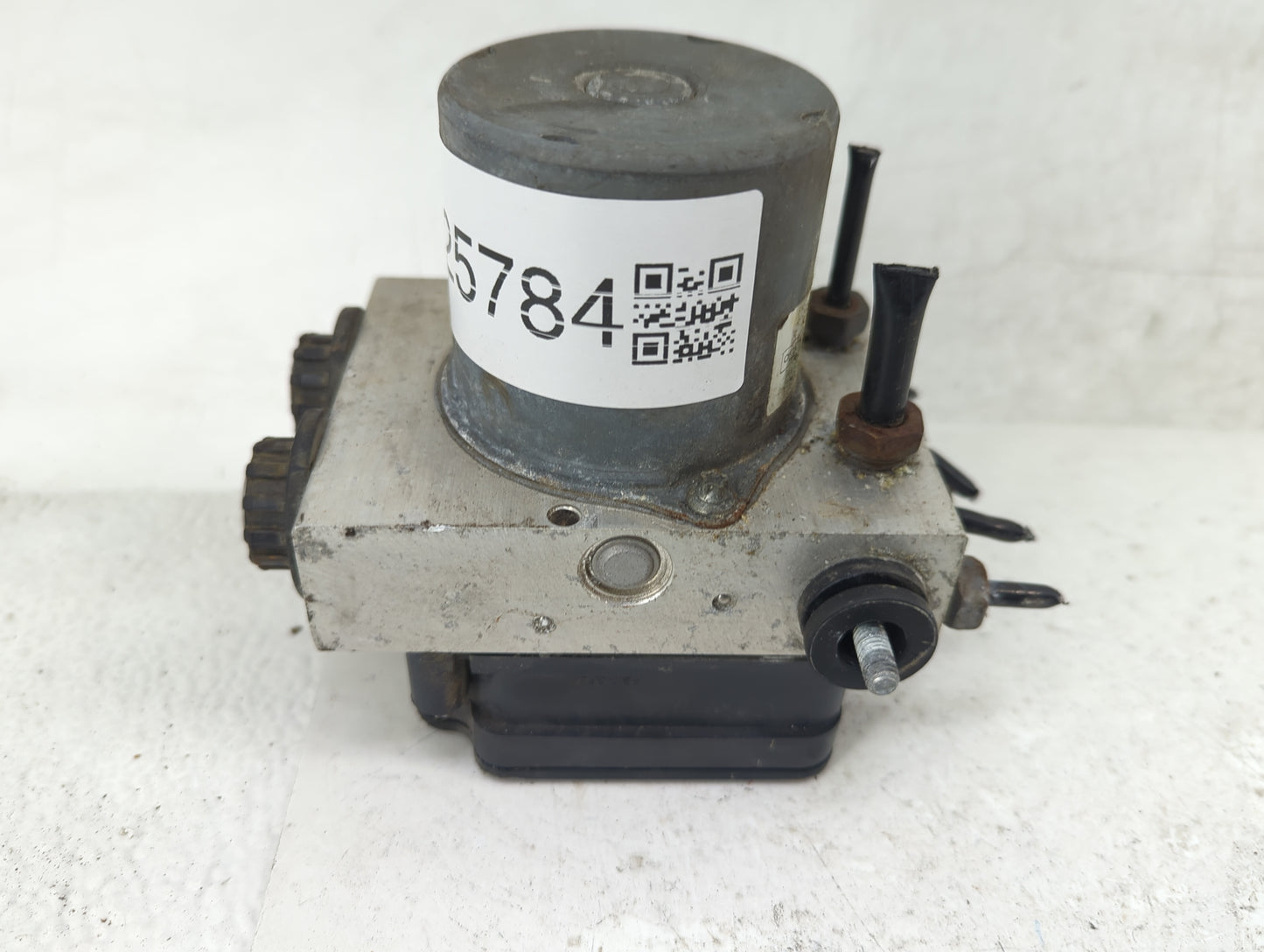 2018 Ford F-150 ABS Pump Control Module Replacement P/N:KL34-2B373-AE Fits OEM Used Auto Parts - Oemusedautoparts1.com