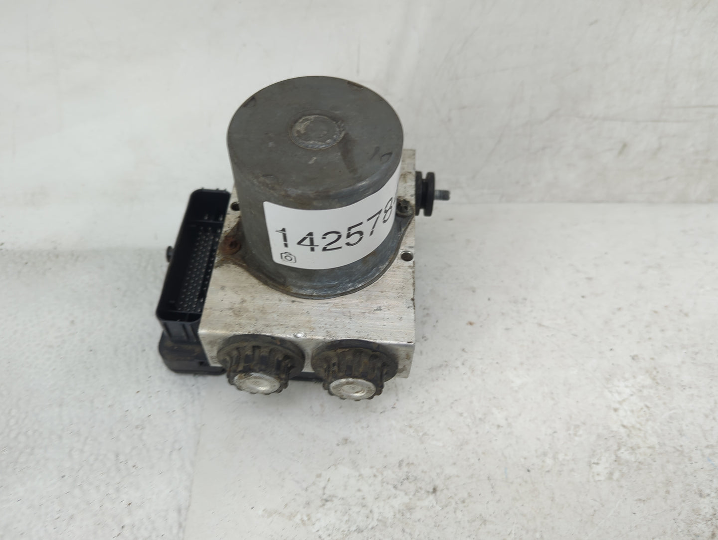2018 Ford F-150 ABS Pump Control Module Replacement P/N:KL34-2B373-AE Fits OEM Used Auto Parts - Oemusedautoparts1.com