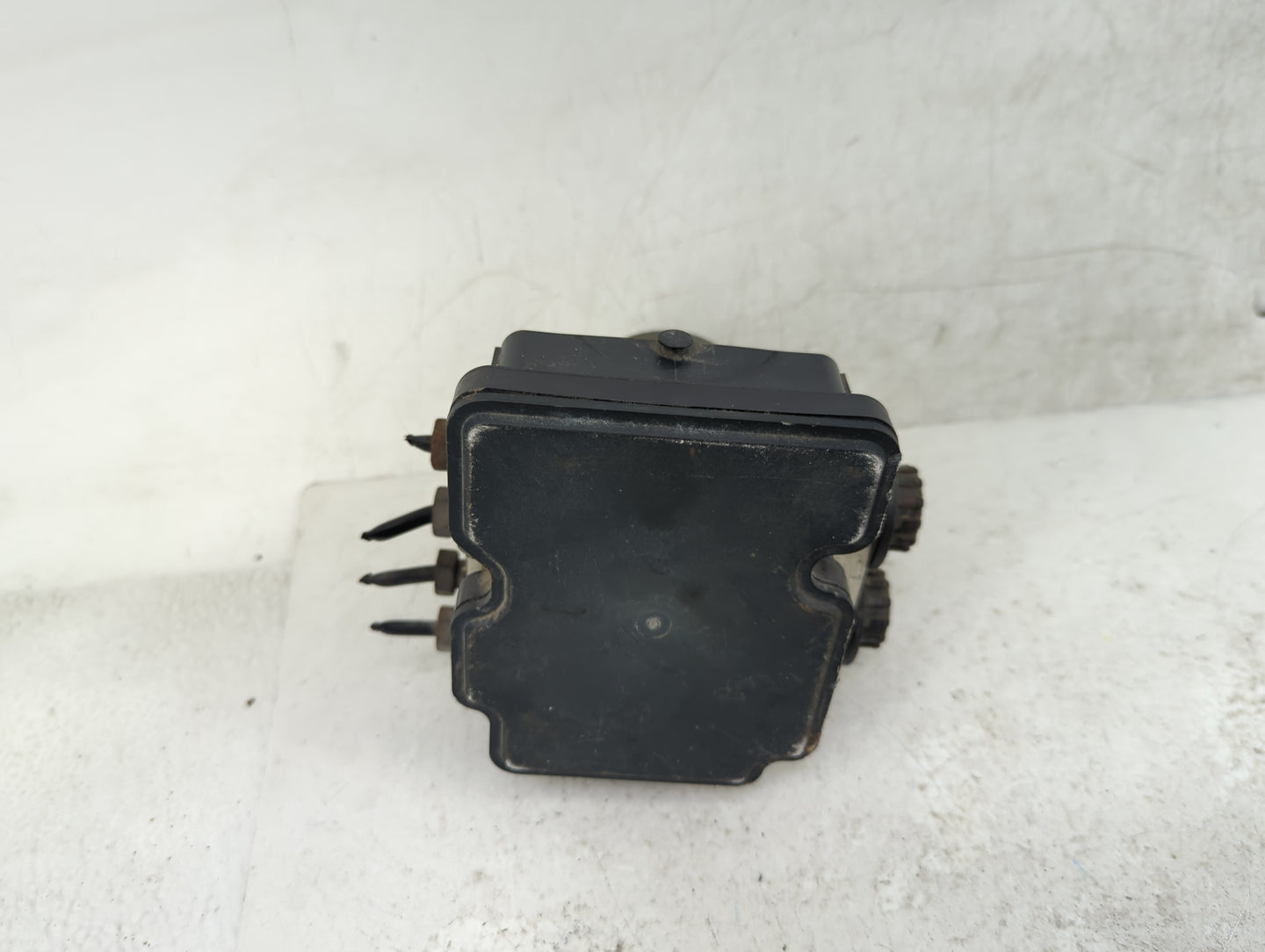 2018 Ford F-150 ABS Pump Control Module Replacement P/N:KL34-2B373-AE Fits OEM Used Auto Parts - Oemusedautoparts1.com