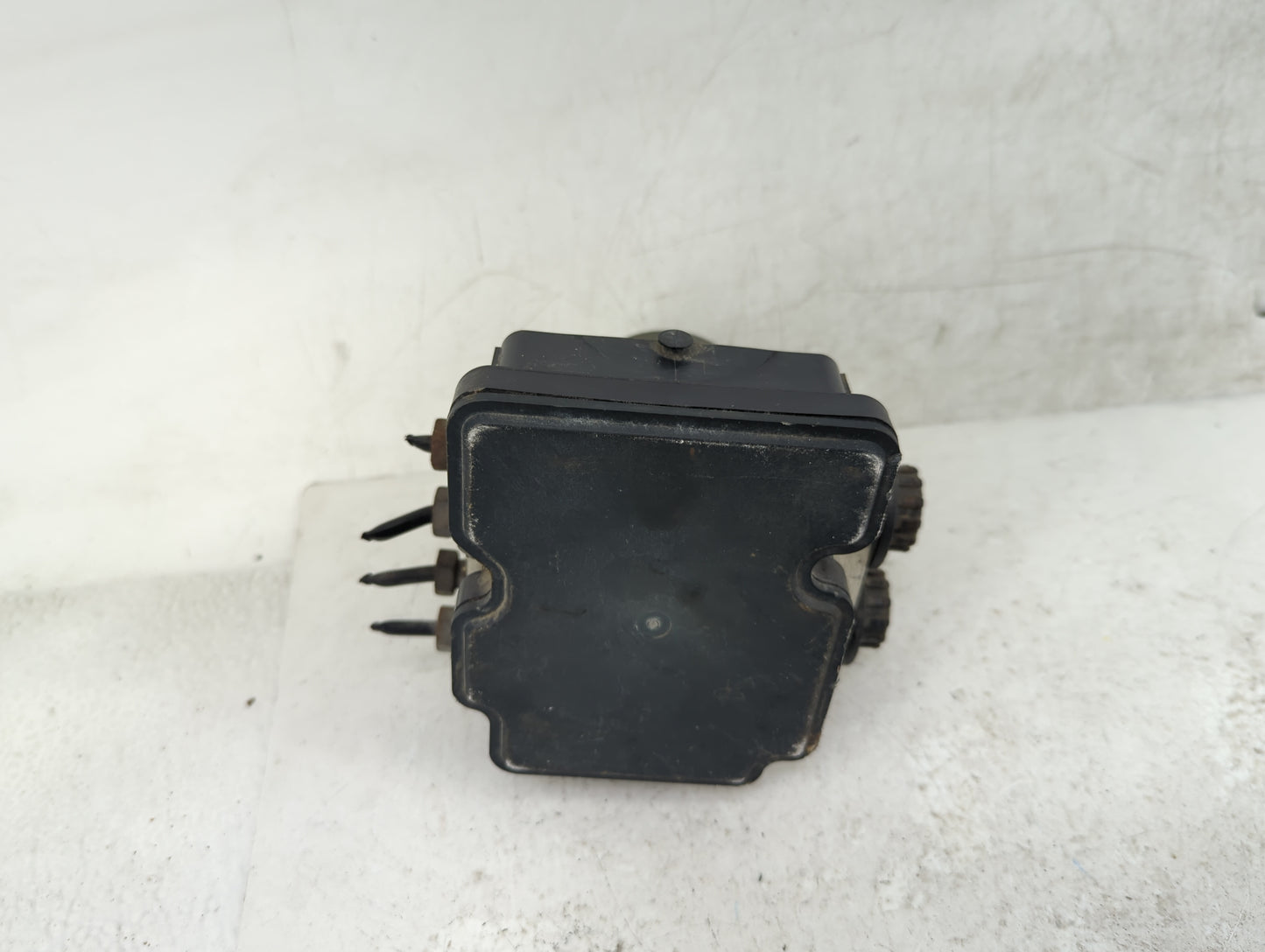 2018 Ford F-150 ABS Pump Control Module Replacement P/N:KL34-2B373-AE Fits OEM Used Auto Parts - Oemusedautoparts1.com