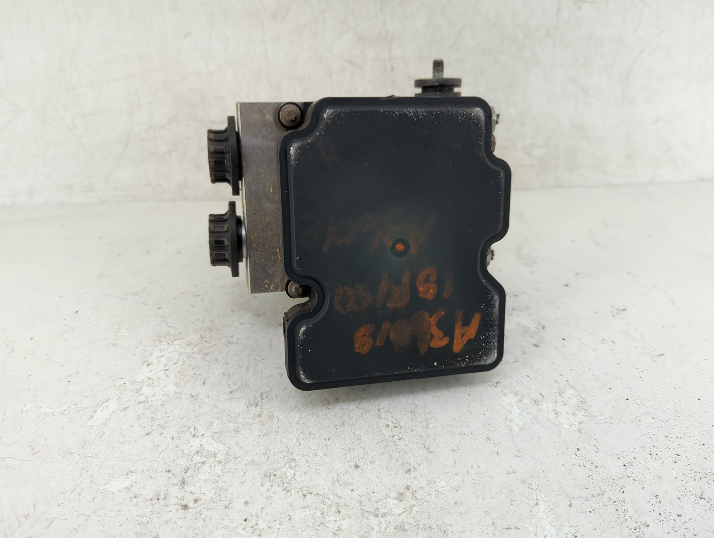2018 Ford F-150 ABS Pump Control Module Replacement P/N:JL34-2B373-AK Fits OEM Used Auto Parts - Oemusedautoparts1.com
