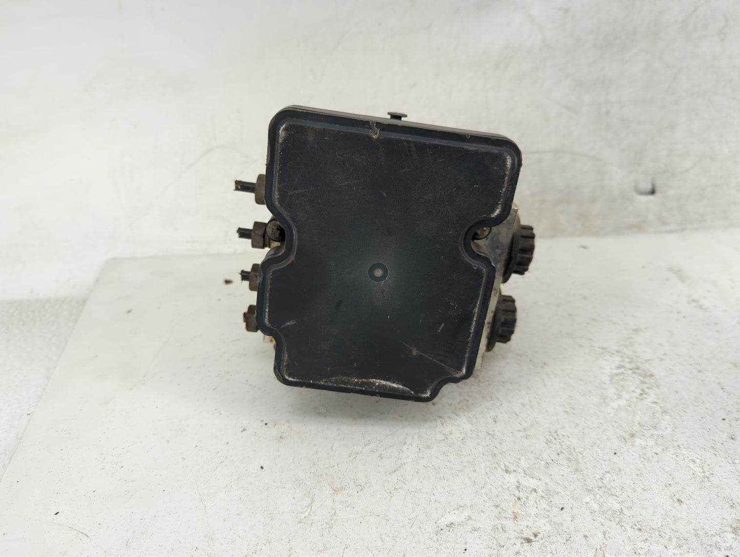 2018 Ford F-150 ABS Pump Control Module Replacement P/N:JL34-2B373-AH Fits OEM Used Auto Parts - Oemusedautoparts1.com