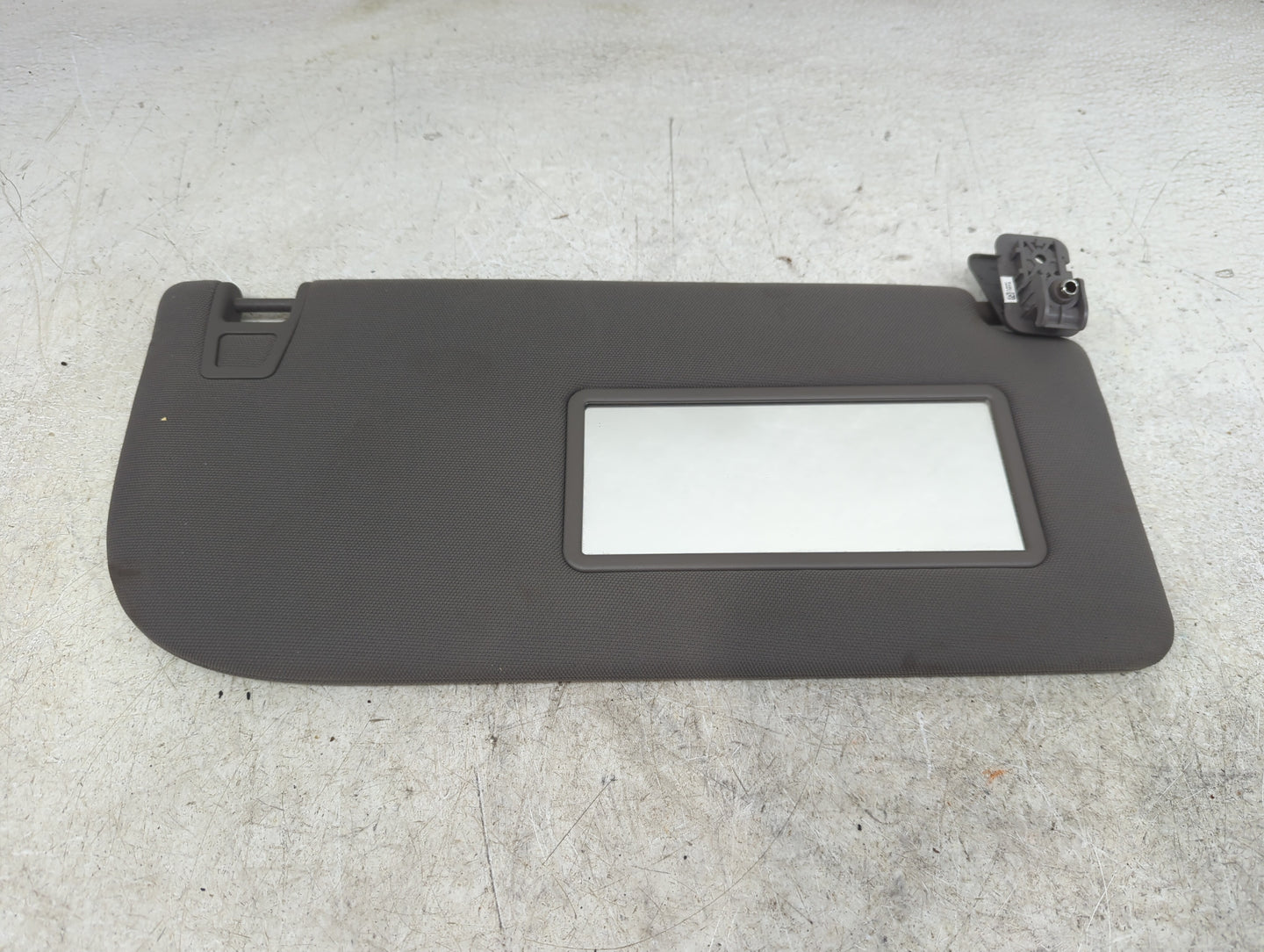 2018-2020 Ford F-150 Sun Visor Shade Replacement Passenger Right Mirror Fits Fits 2018 2019 2020 OEM Used Auto Parts - Oemus