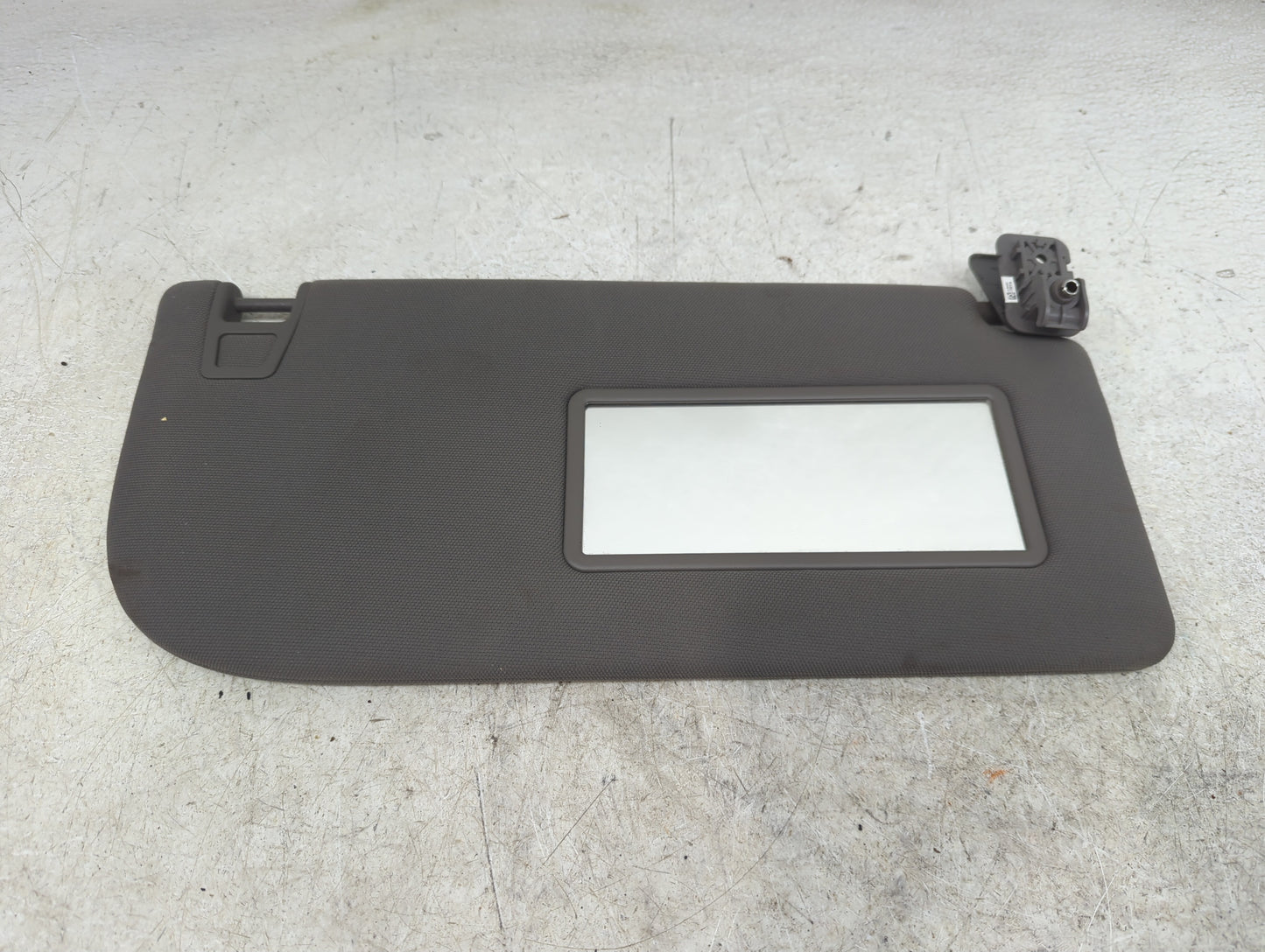 2018-2020 Ford F-150 Sun Visor Shade Replacement Passenger Right Mirror Fits Fits 2018 2019 2020 OEM Used Auto Parts - Oemus