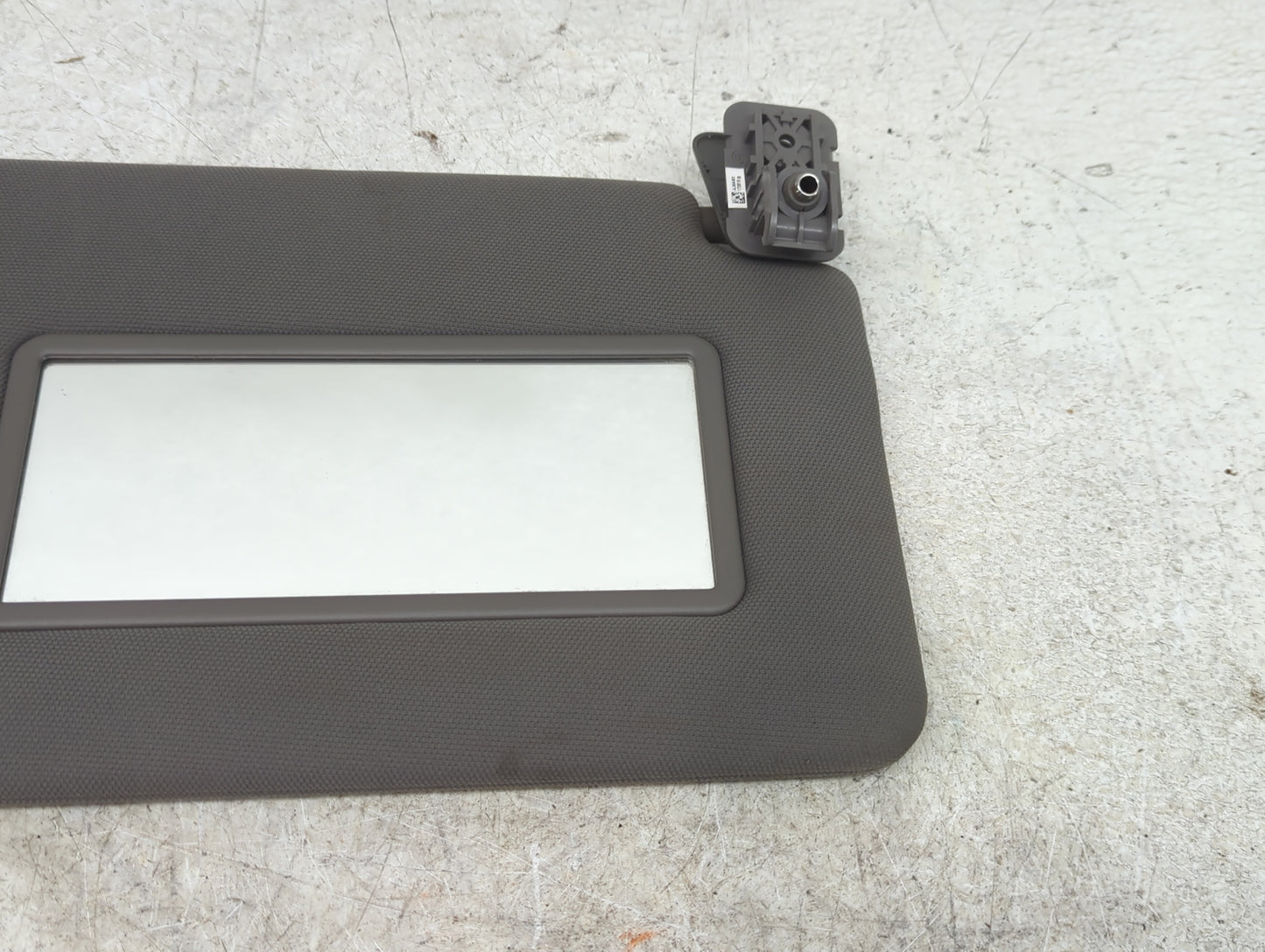 2018-2020 Ford F-150 Sun Visor Shade Replacement Passenger Right Mirror Fits Fits 2018 2019 2020 OEM Used Auto Parts - Oemus