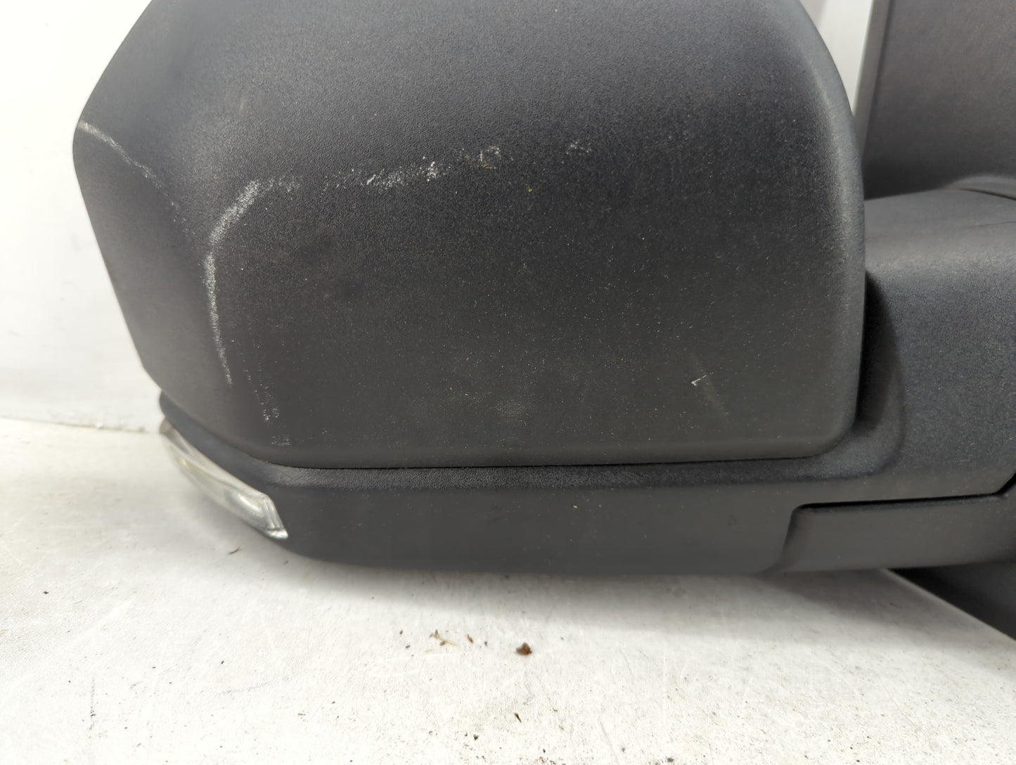 2015-2018 Ford F-150 Passenger Side View Mirror - Right Door Mirror OEM Used - Oemusedautoparts1.com