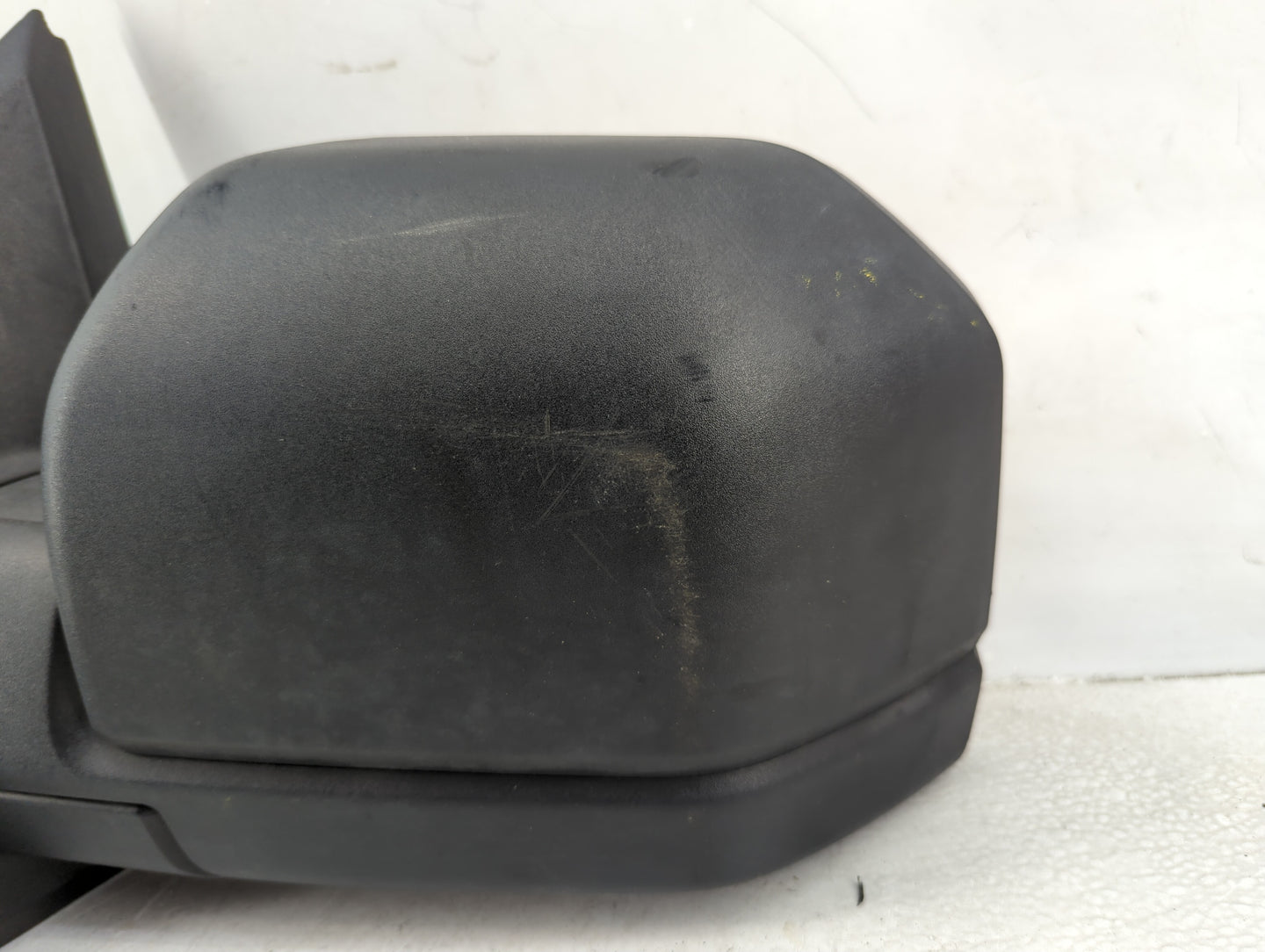 2015-2018 Ford F-150 Driver Side View Mirror - Left Door Mirror OEM Used - Oemusedautoparts1.com