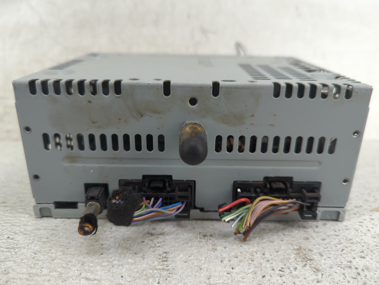 2017-2018 Ford F-150 Radio AM FM Cd Player Receiver Replacement P/N:JL3T-18D832-AA RU-9463P-E Fits Fits 2017 2018 OEM Used A