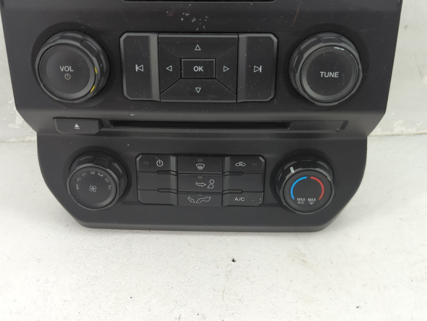 2018-2018 Ford F-150 Radio Control Panel - Oemusedautoparts1.com