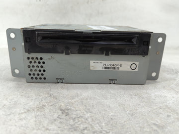 2017-2018 Ford F-150 Radio AM FM Cd Player Receiver Replacement P/N:HL3T-19C107-BC Fits Fits 2017 2018 OEM Used Auto Parts -