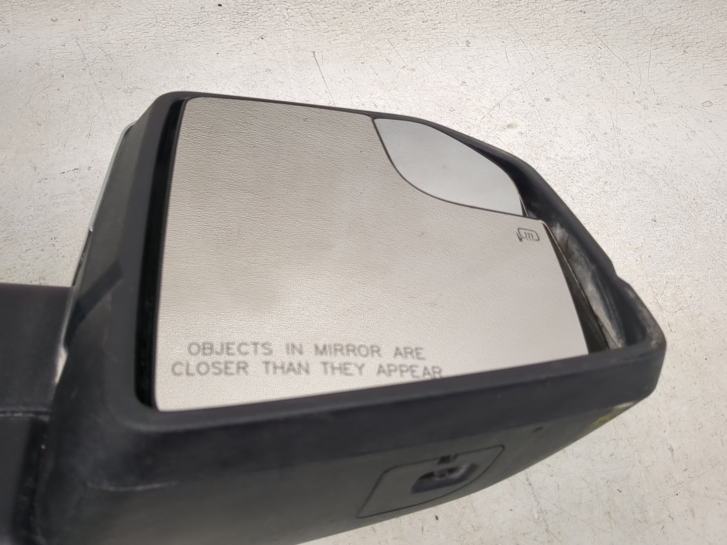 2015-2018 Ford F-150 Passenger Side View Mirror - Right Door Mirror OEM Used - Oemusedautoparts1.com