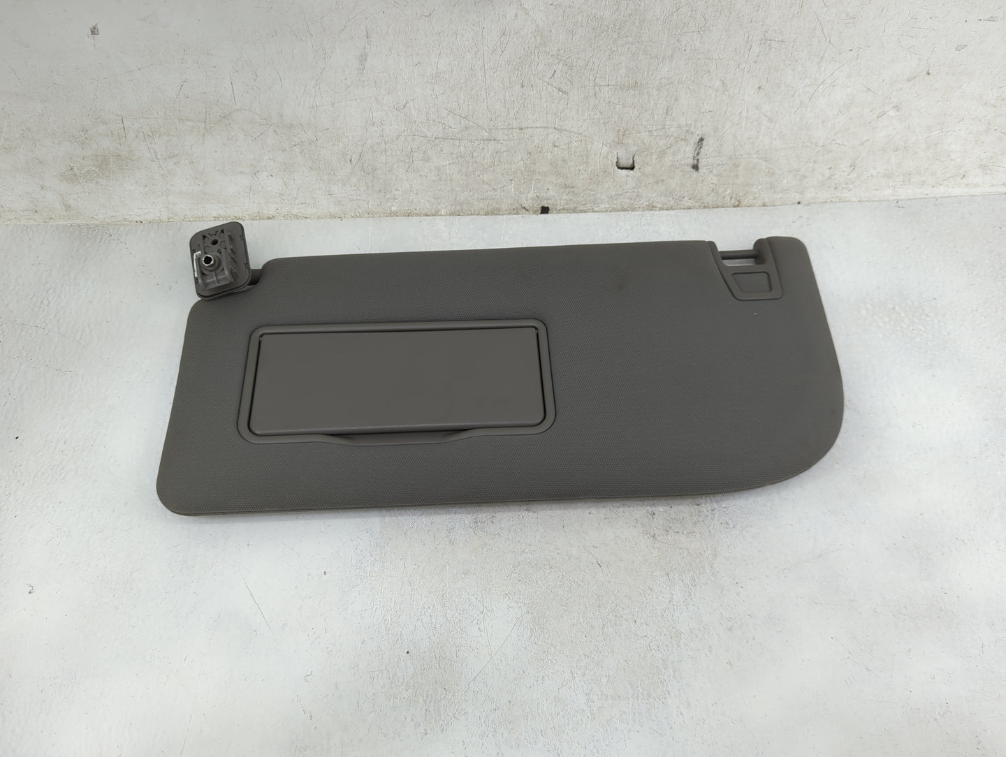2018-2020 Ford F-150 Sun Visor Shade Replacement Driver Left Mirror Fits Fits 2018 2019 2020 OEM Used Auto Parts - Oemusedau
