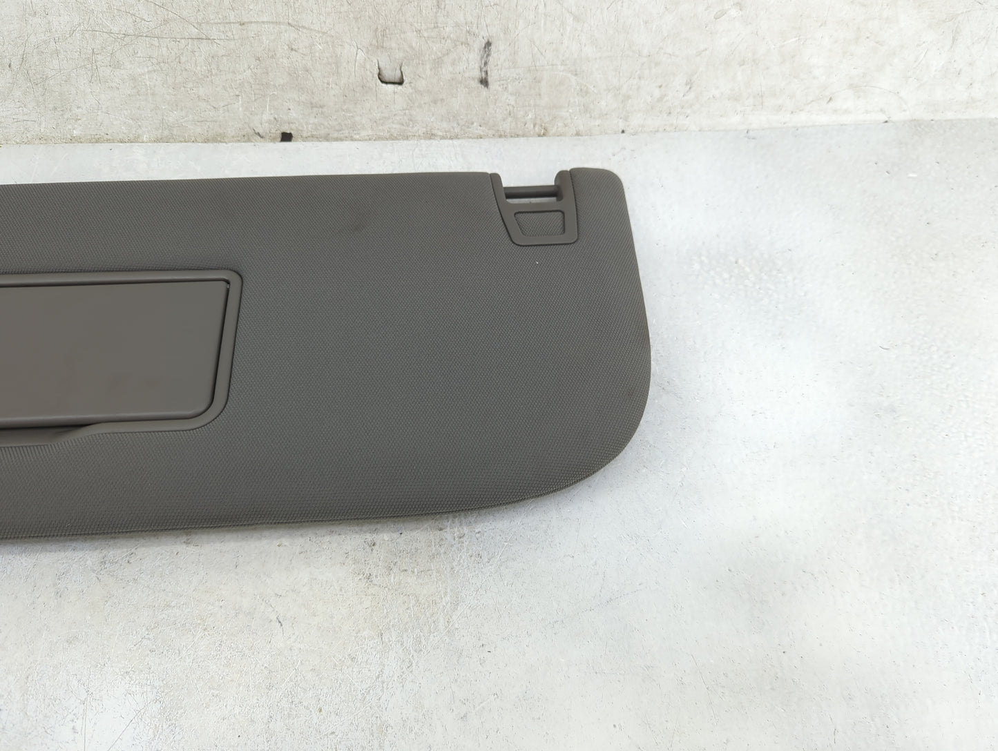2018-2020 Ford F-150 Sun Visor Shade Replacement Driver Left Mirror Fits Fits 2018 2019 2020 OEM Used Auto Parts - Oemusedau
