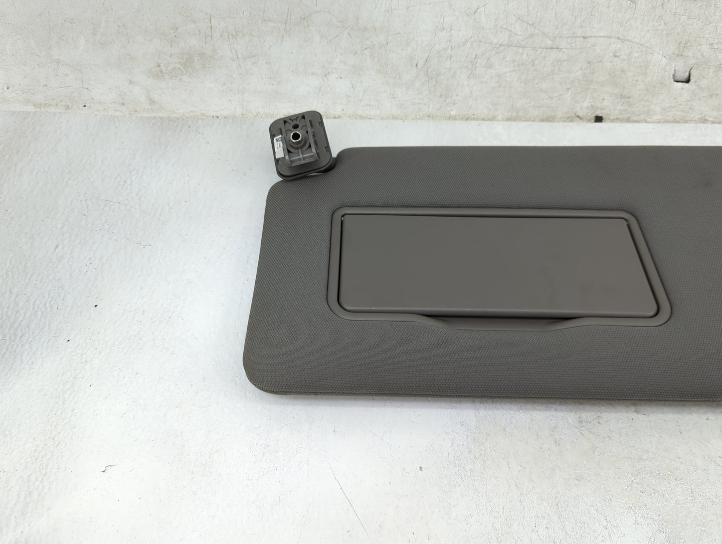 2018-2020 Ford F-150 Sun Visor Shade Replacement Driver Left Mirror Fits Fits 2018 2019 2020 OEM Used Auto Parts - Oemusedau