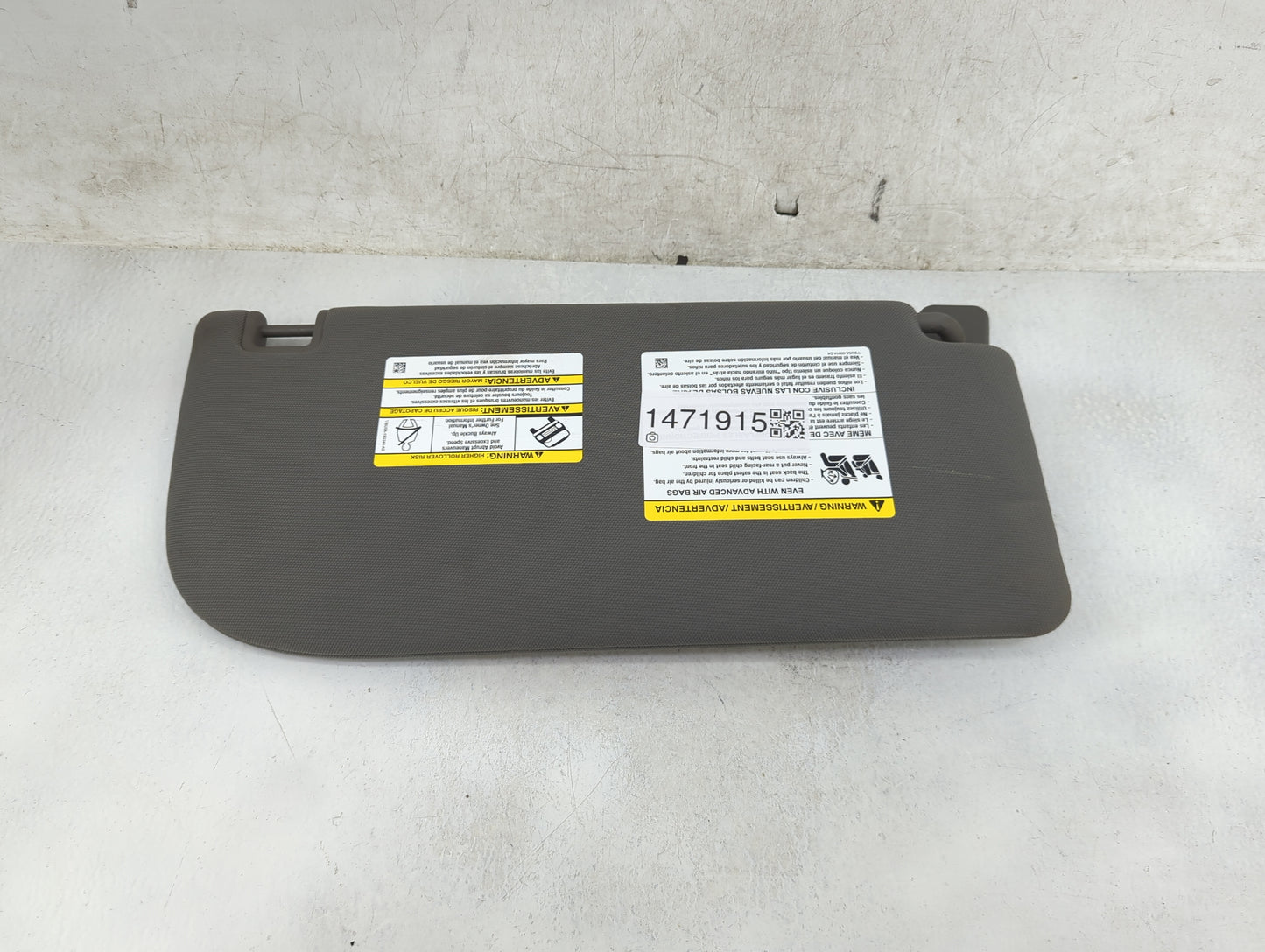 2018-2020 Ford F-150 Sun Visor Shade Replacement Driver Left Mirror Fits Fits 2018 2019 2020 OEM Used Auto Parts - Oemusedau
