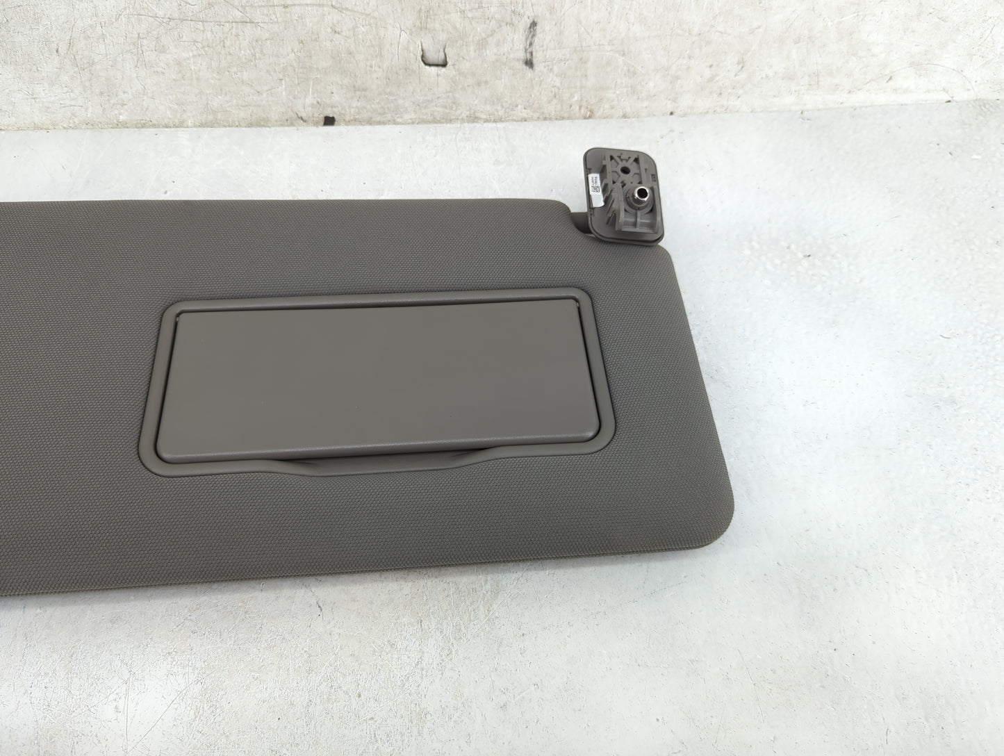 2018-2020 Ford F-150 Sun Visor Shade Replacement Passenger Right Mirror Fits Fits 2018 2019 2020 OEM Used Auto Parts - Oemus