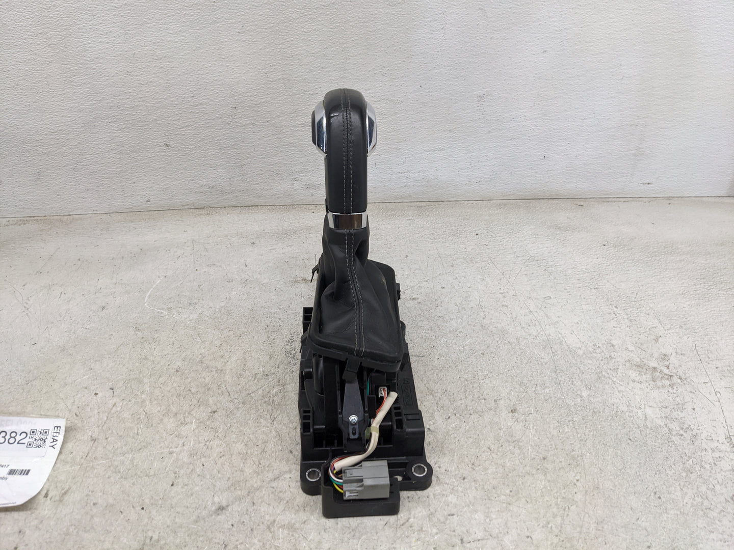 2018 Ford F-150 Floor Console Assembly Shifter - Oemusedautoparts1.com