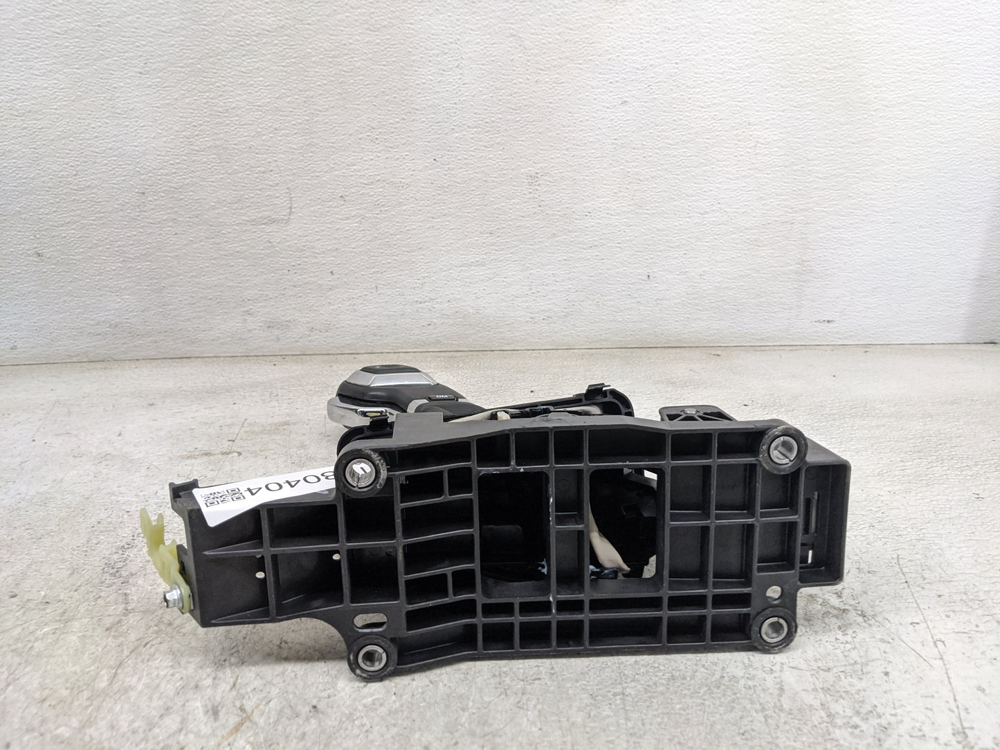 2018 Ford F-150 Floor Console Assembly Shifter - Oemusedautoparts1.com