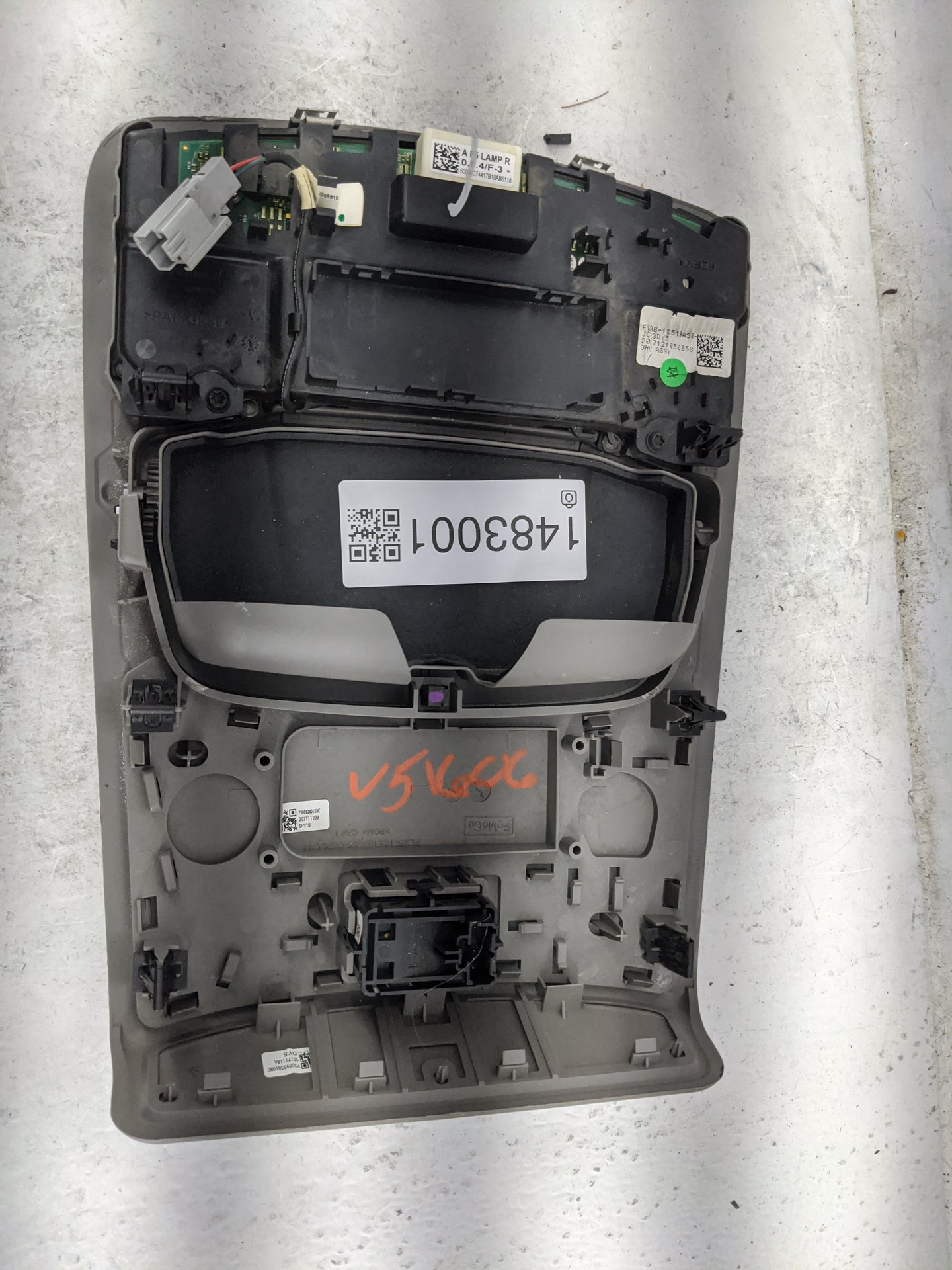 2015-2020 Ford F-150 Overhead Roof Console Interior Dome Light 1483001 - Oemusedautoparts1.com