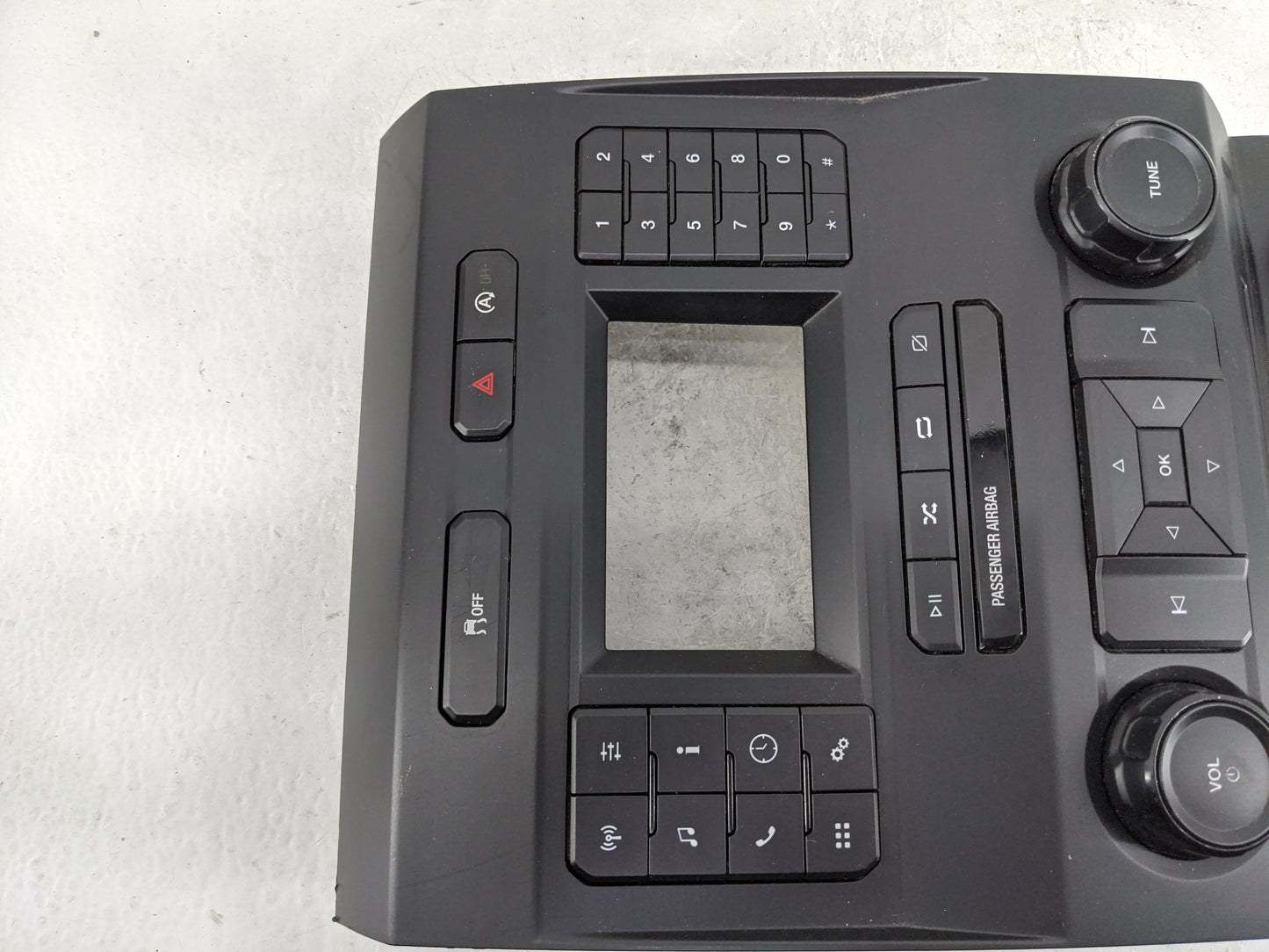 2018-2018 Ford F-150 Radio Control Panel 1483032 - Oemusedautoparts1.com