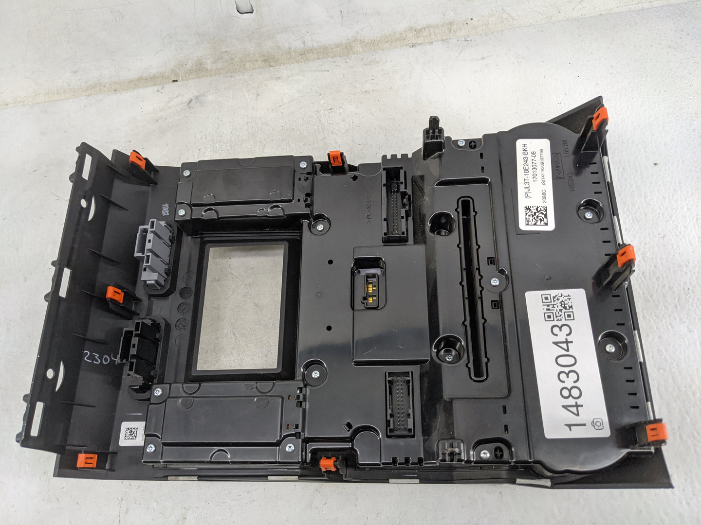 2018-2018 Ford F-150 Radio Control Panel 1483043 - Oemusedautoparts1.com
