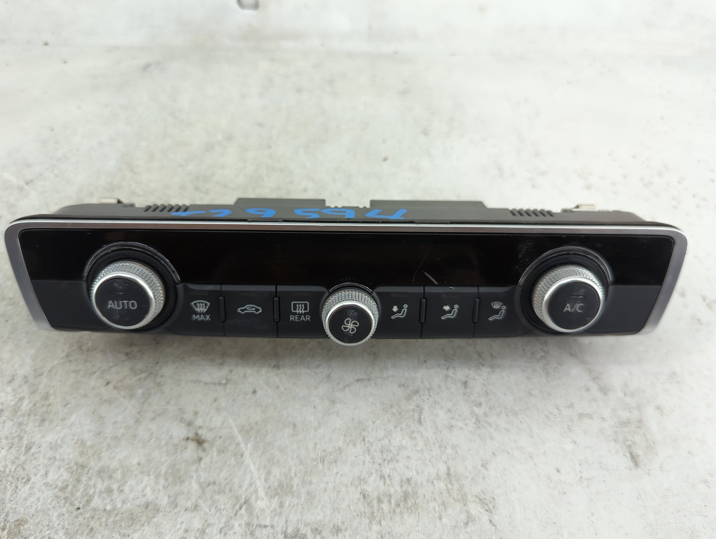 2018 Ford F-150 Climate Control Module Temperature AC/Heater Replacement P/N:90156-146/0004 Fits OEM Used Auto Parts - Oemus
