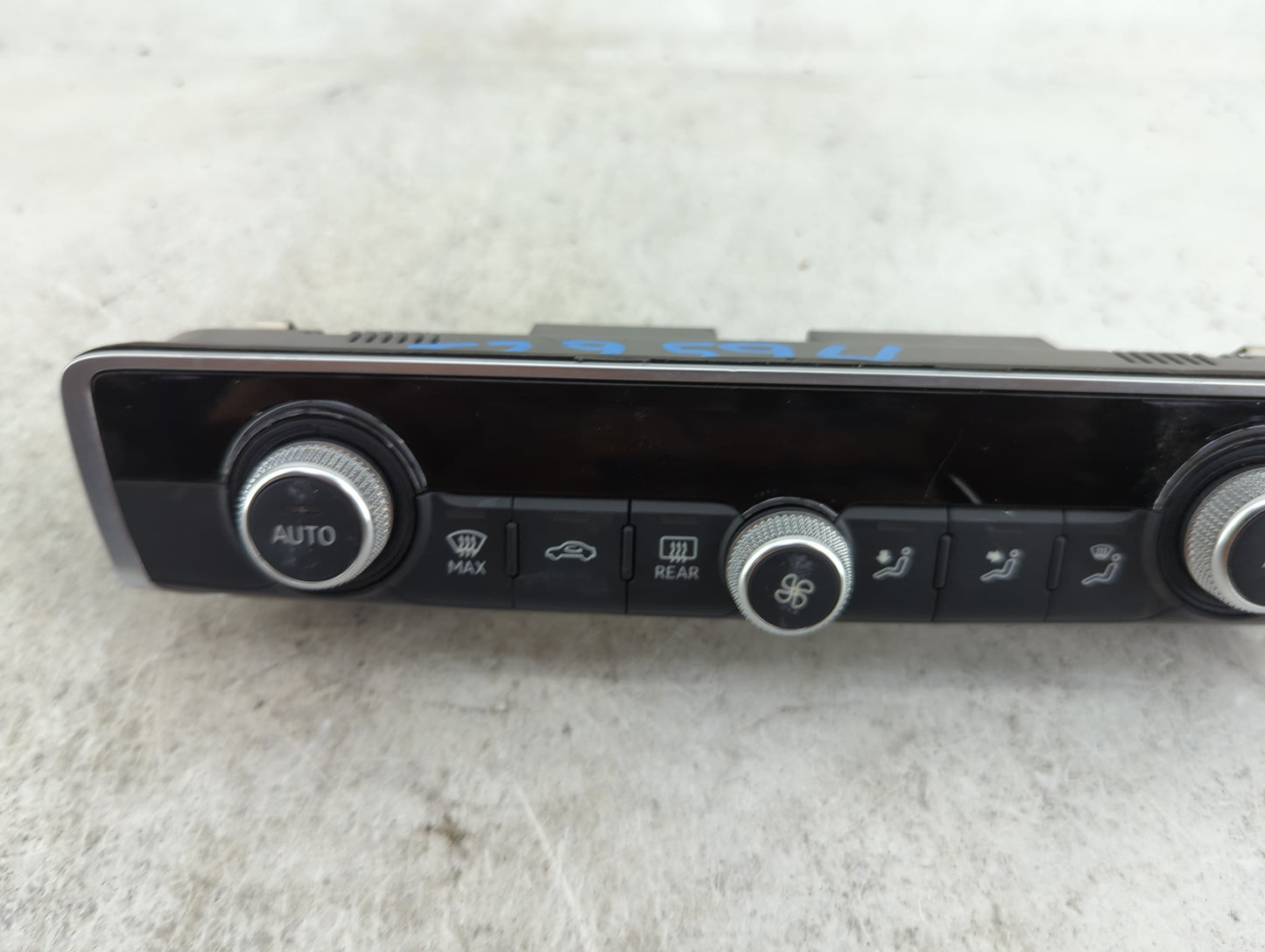 2018 Ford F-150 Climate Control Module Temperature AC/Heater Replacement P/N:90156-146/0004 Fits OEM Used Auto Parts - Oemus