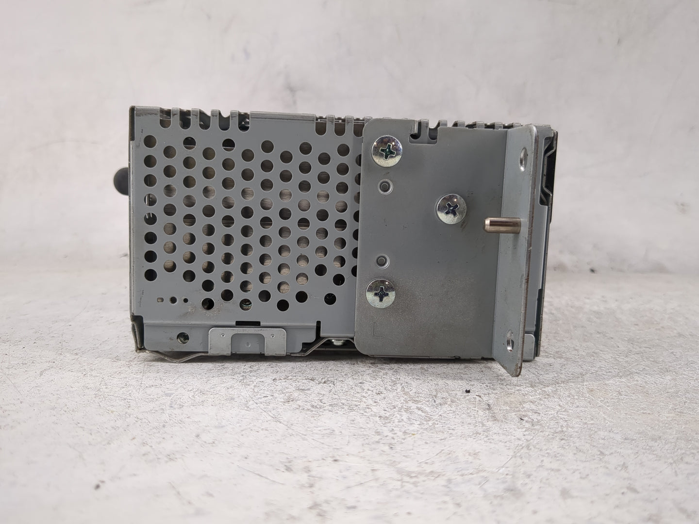 2017-2018 Ford F-150 Radio AM FM Cd Player Receiver Replacement P/N:PU-3609P-F JL3T-19C107-AA Fits Fits 2017 2018 OEM Used A