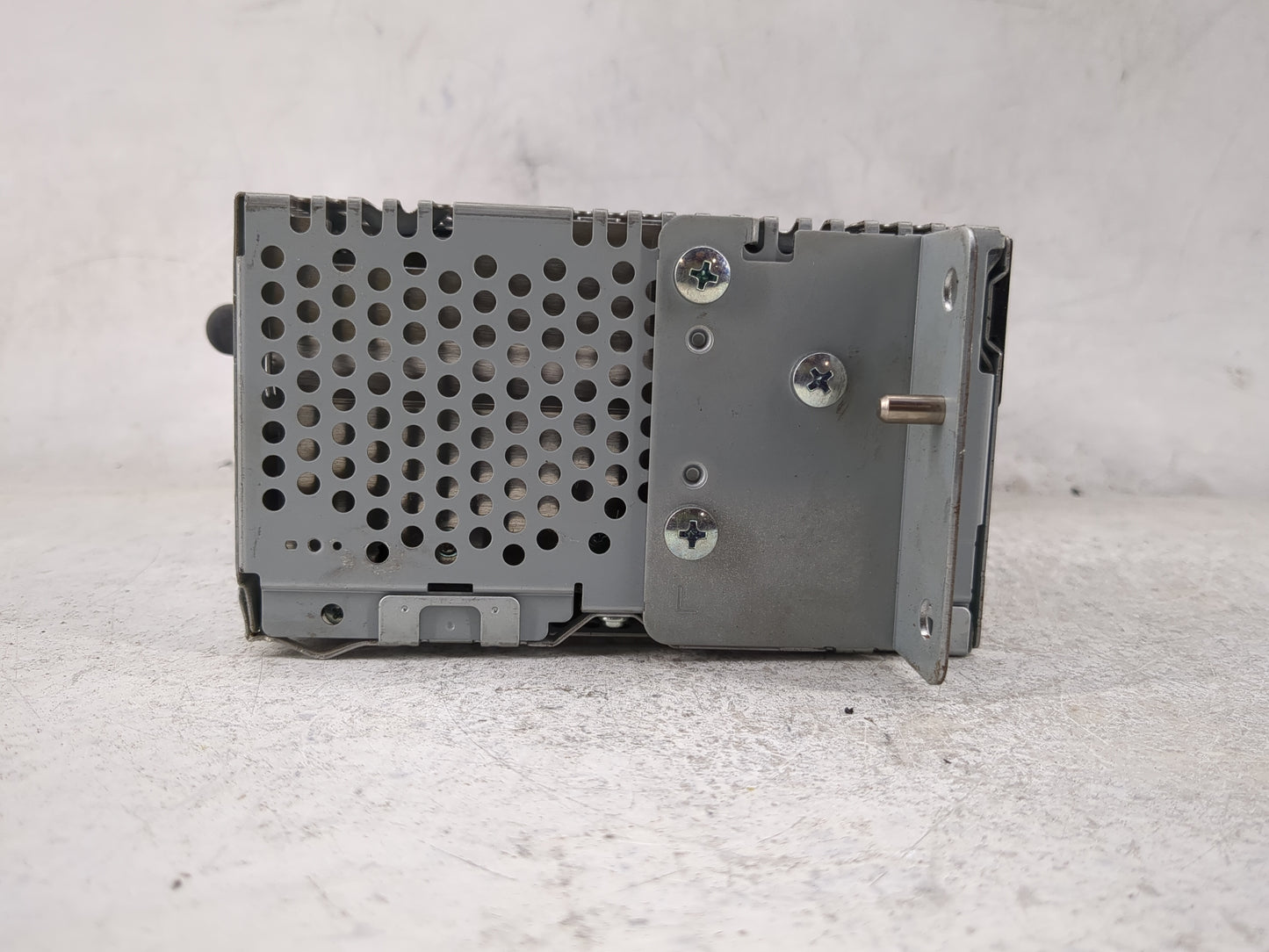 2017-2018 Ford F-150 Radio AM FM Cd Player Receiver Replacement P/N:PU-3609P-F JL3T-19C107-AA Fits Fits 2017 2018 OEM Used A