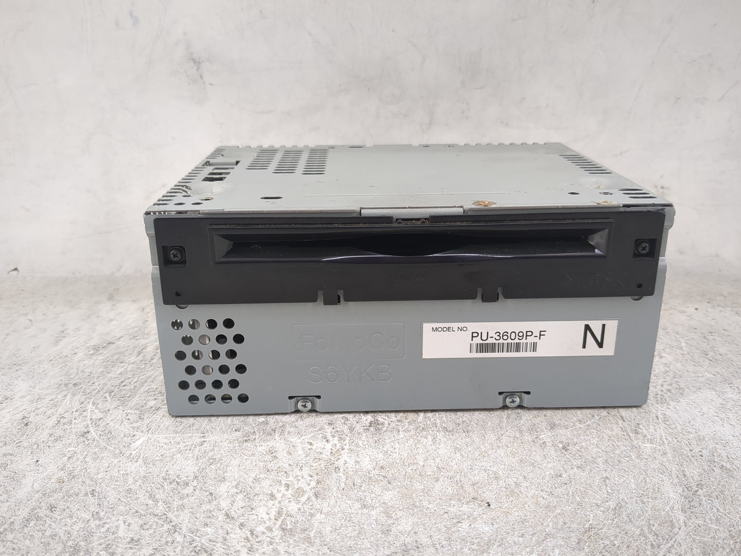 2017-2018 Ford F-150 Radio AM FM Cd Player Receiver Replacement P/N:PU-3609P-F JL3T-19C107-AA Fits Fits 2017 2018 OEM Used A