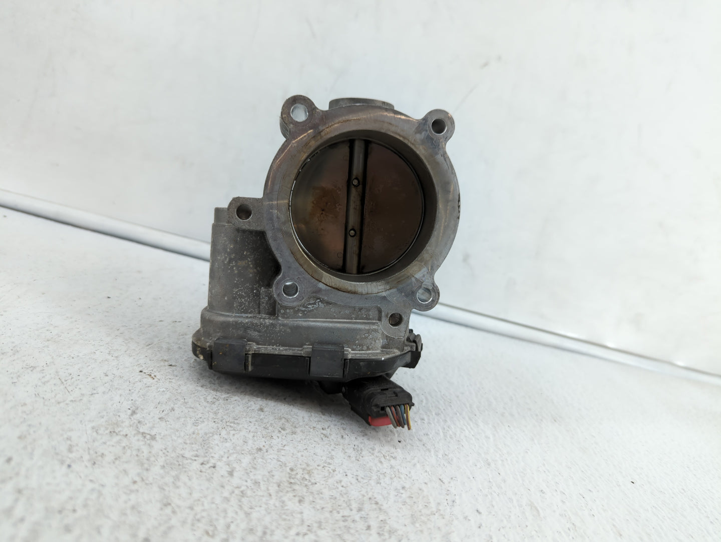 2017-2019 Ford F-150 Throttle Body P/N:71562054 HL3E-9F991-AA Fits Fits 2017 2018 2019 OEM Used Auto Parts - Oemusedautopart