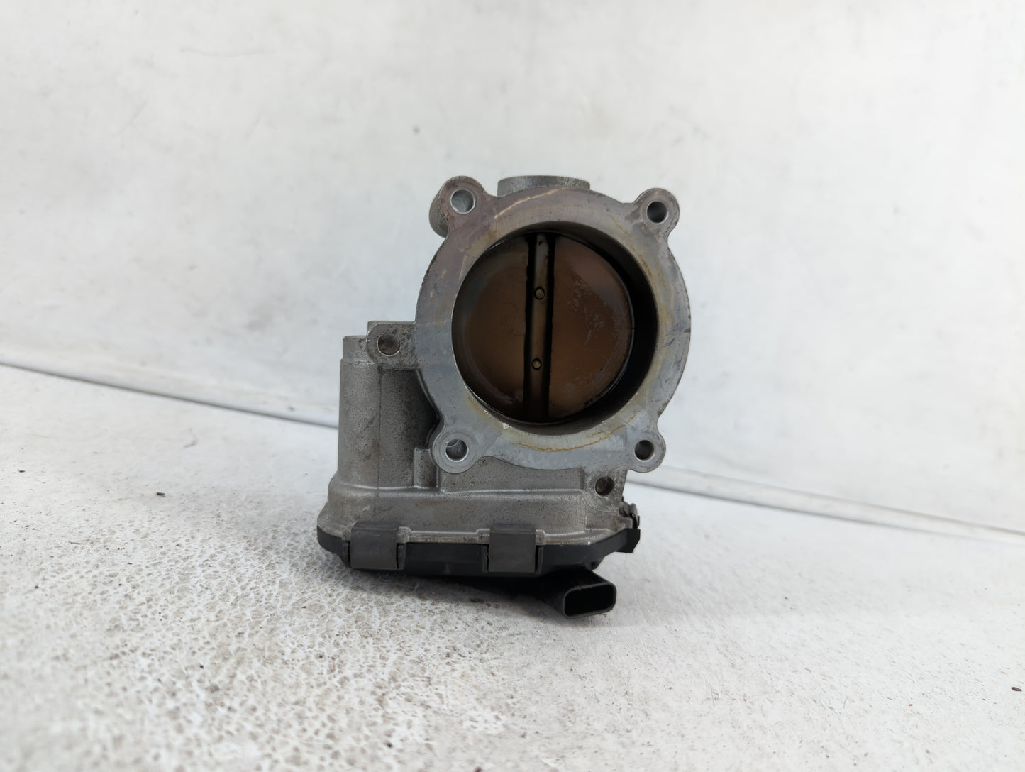 2017-2019 Ford F-150 Throttle Body P/N:71562054 HL3E-9F991-AA Fits Fits 2017 2018 2019 OEM Used Auto Parts - Oemusedautopart