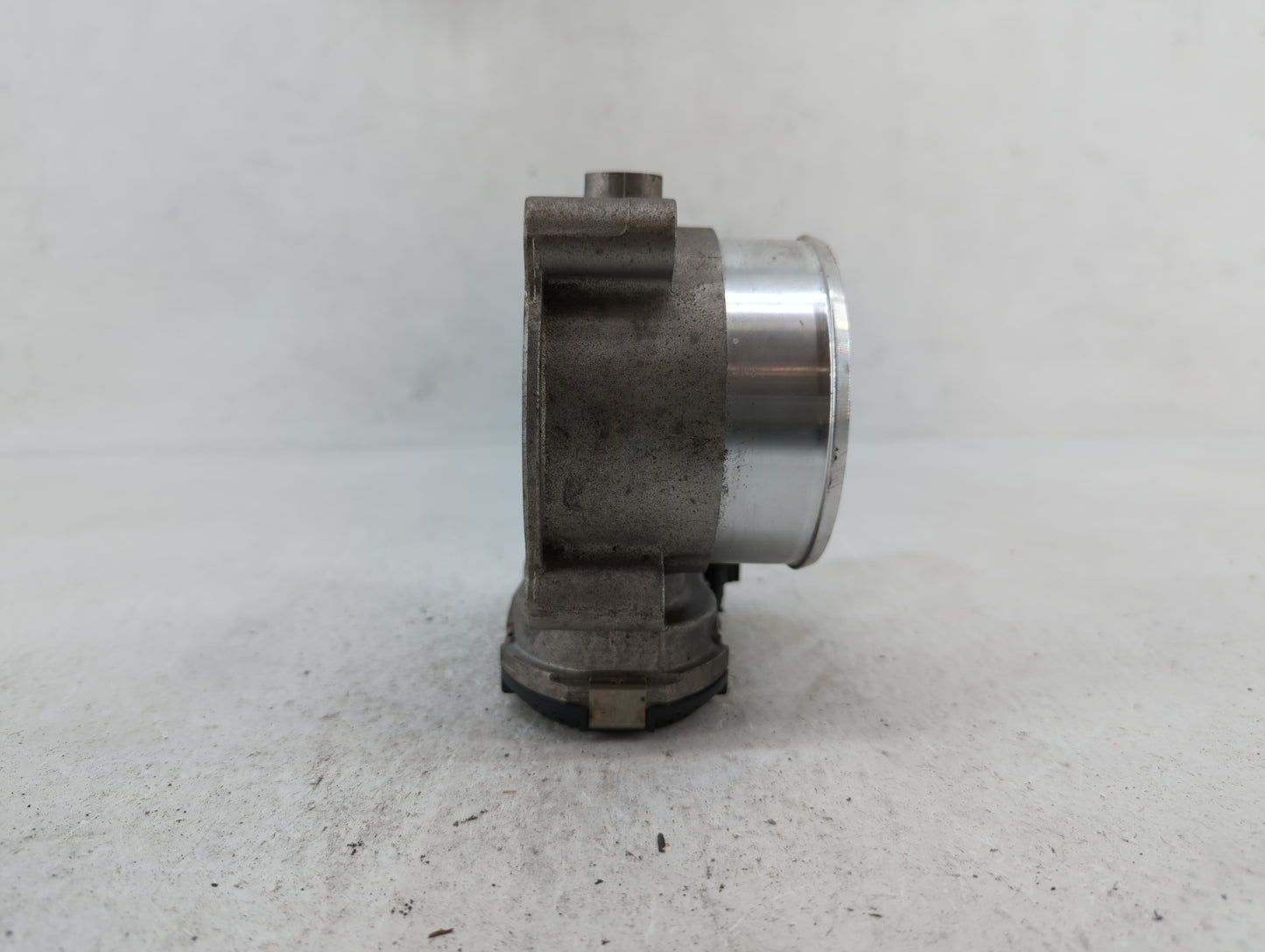 2018-2019 Ford F-150 Throttle Body P/N:JL3E-9F991-AA Fits Fits 2018 2019 OEM Used Auto Parts - Oemusedautoparts1.com